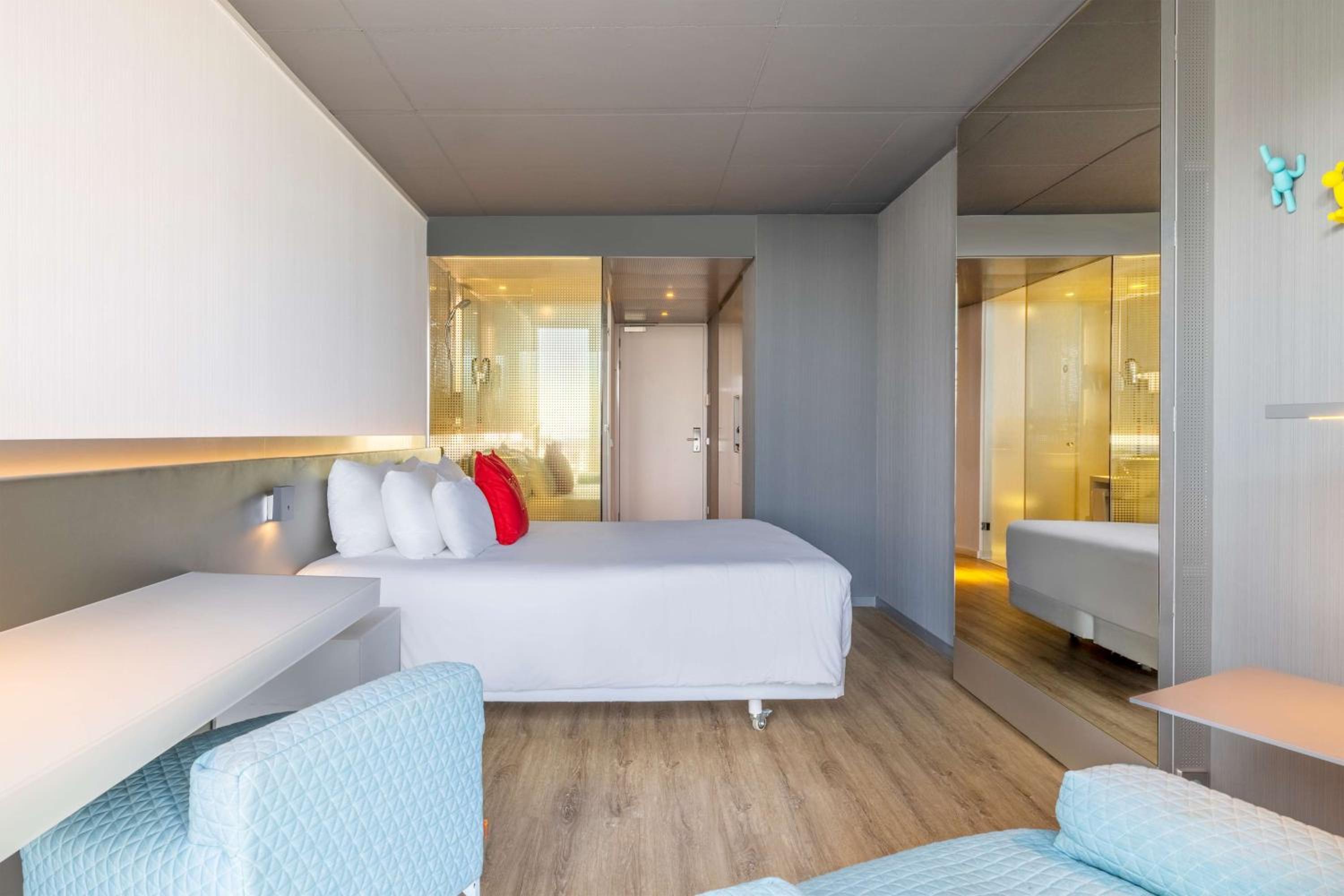 Nhow Premium Room with Sunrise View