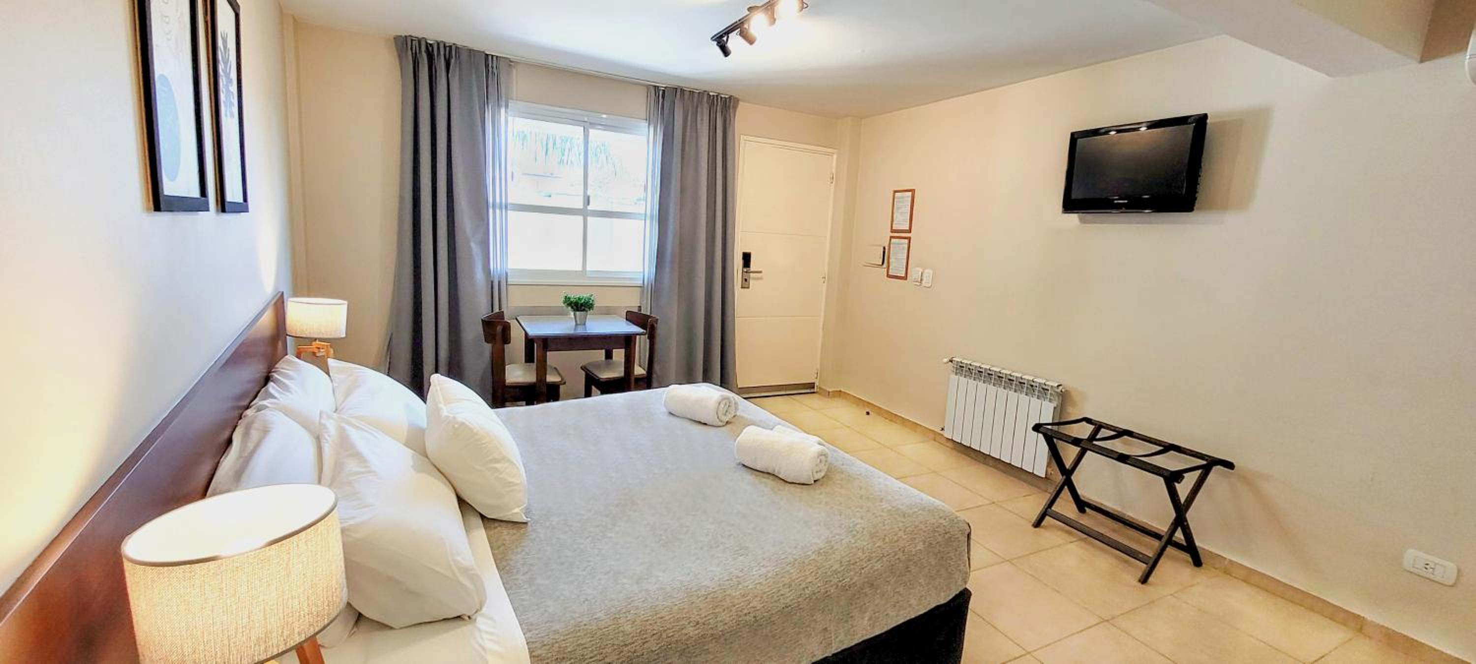 Studio (2 Adults)