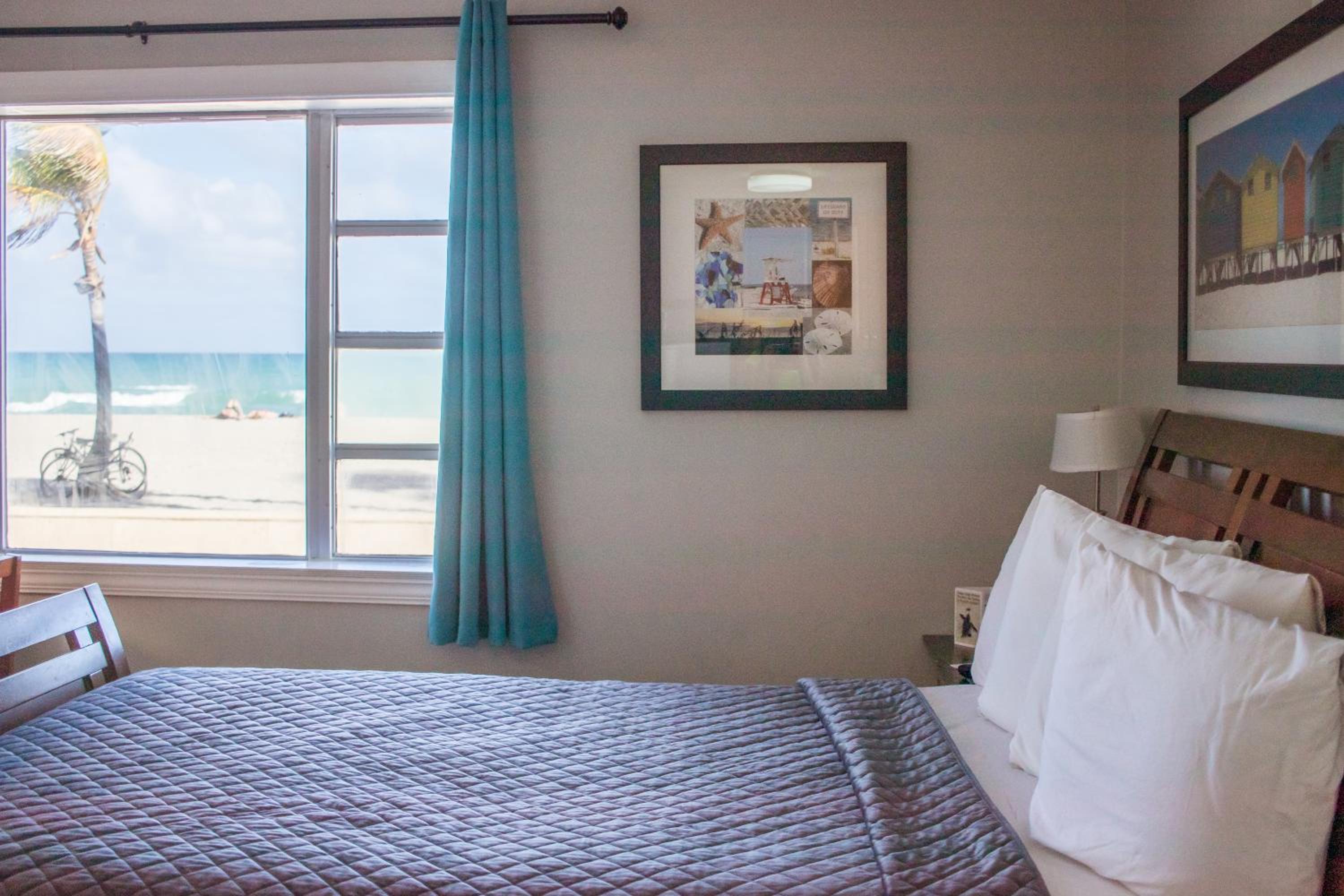 Queen Room with Ocean View