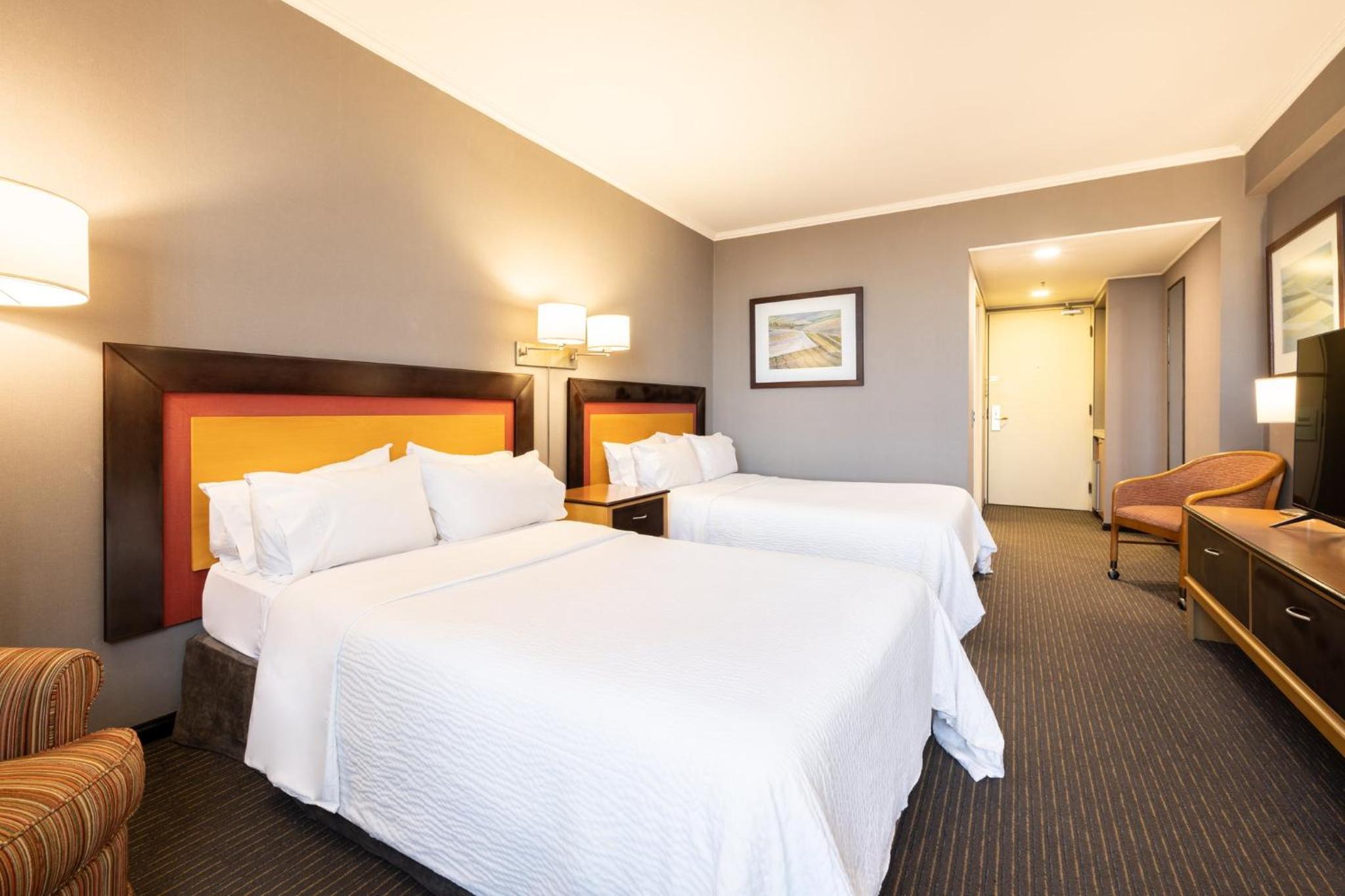 2 Queen Standard Room City View