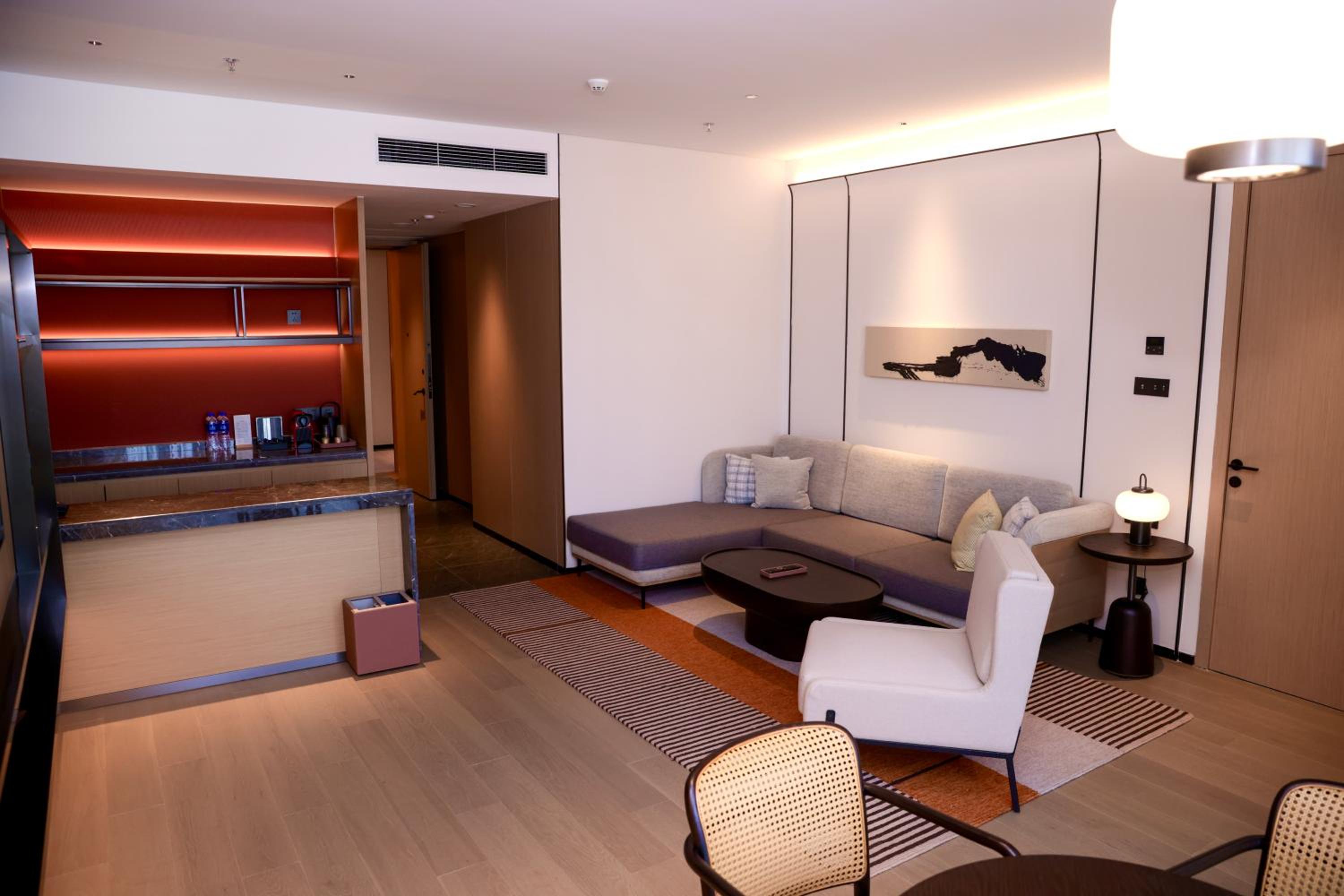 Habitat Premier Suite