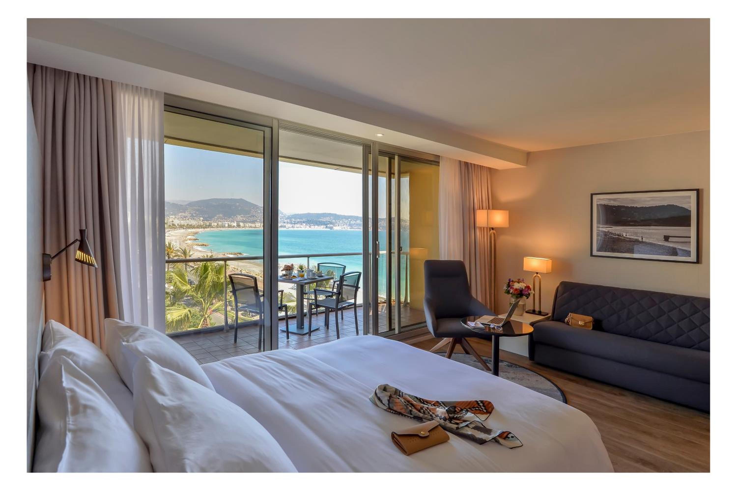 Bay View Suite with Terrace