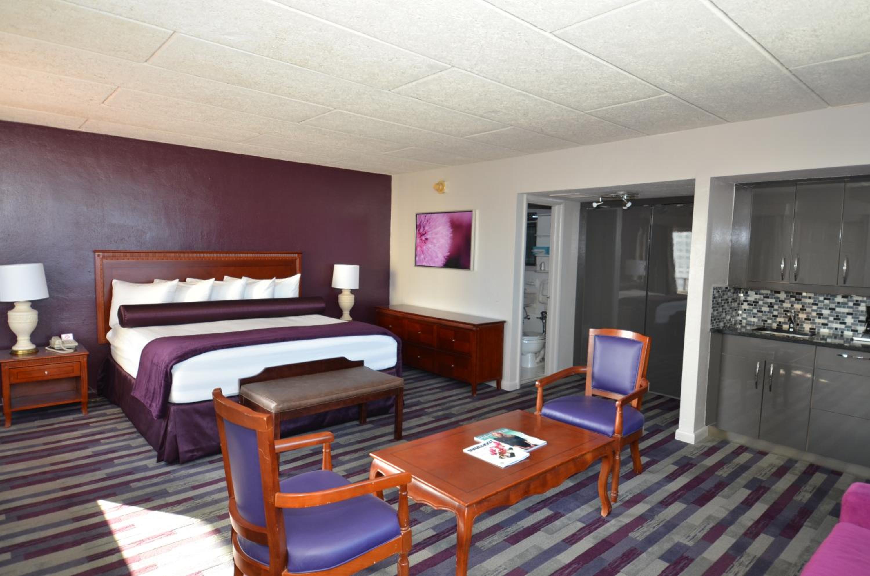 King Suite with Sofa Bed