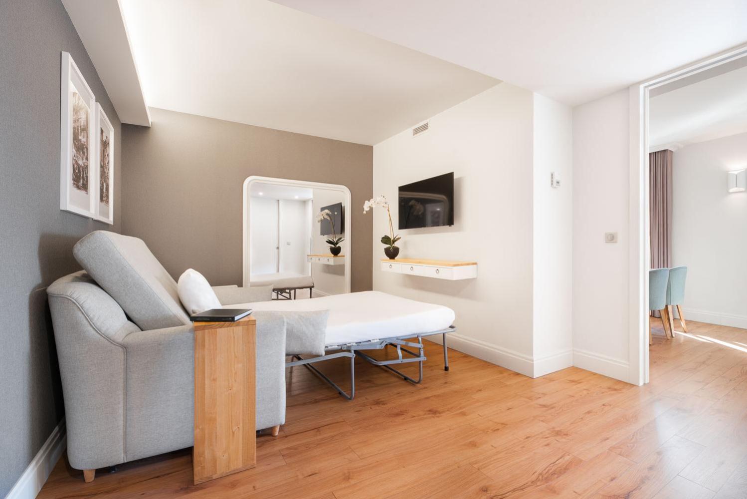 Premium Suite with River View