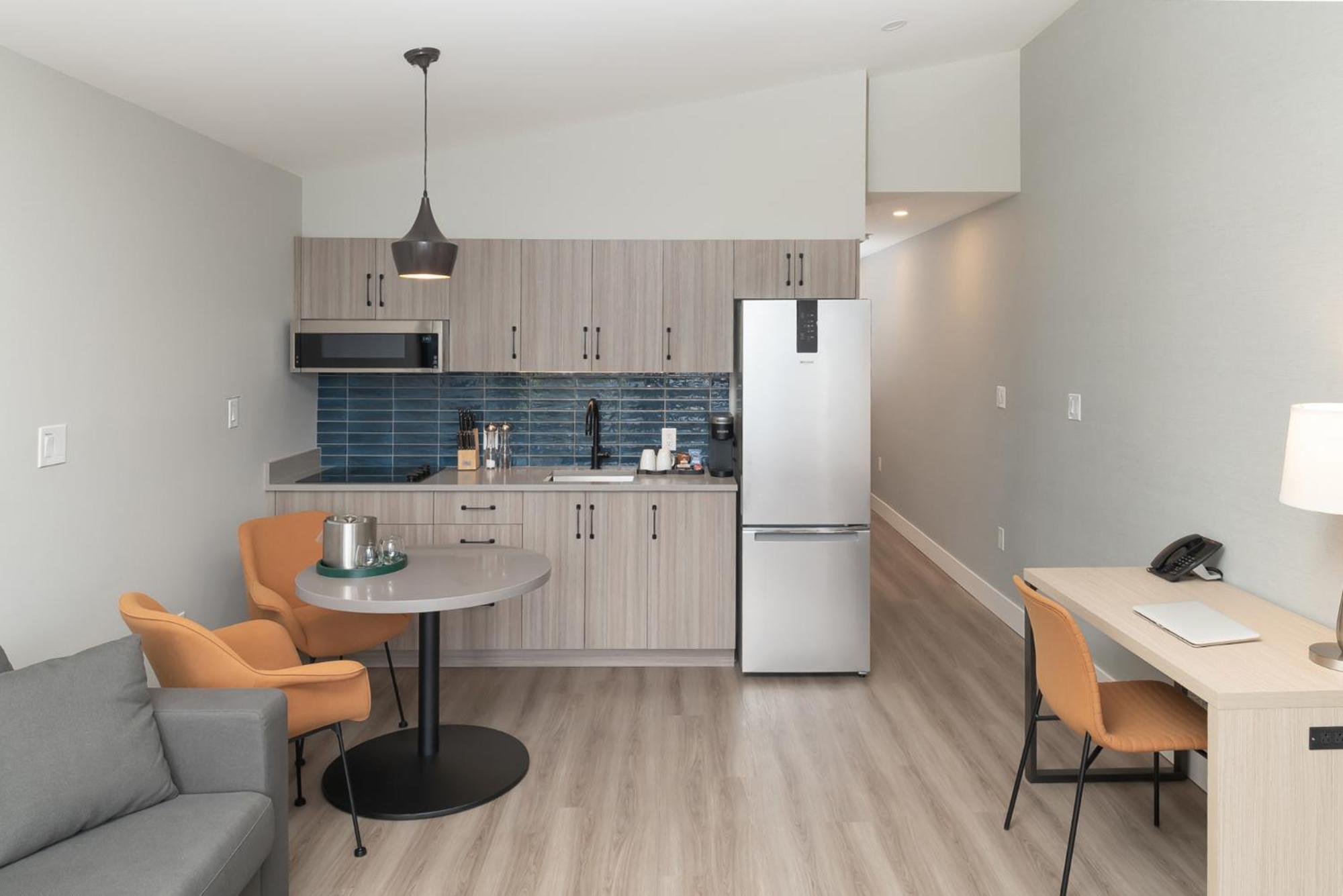 Junior Suite with Mountain View