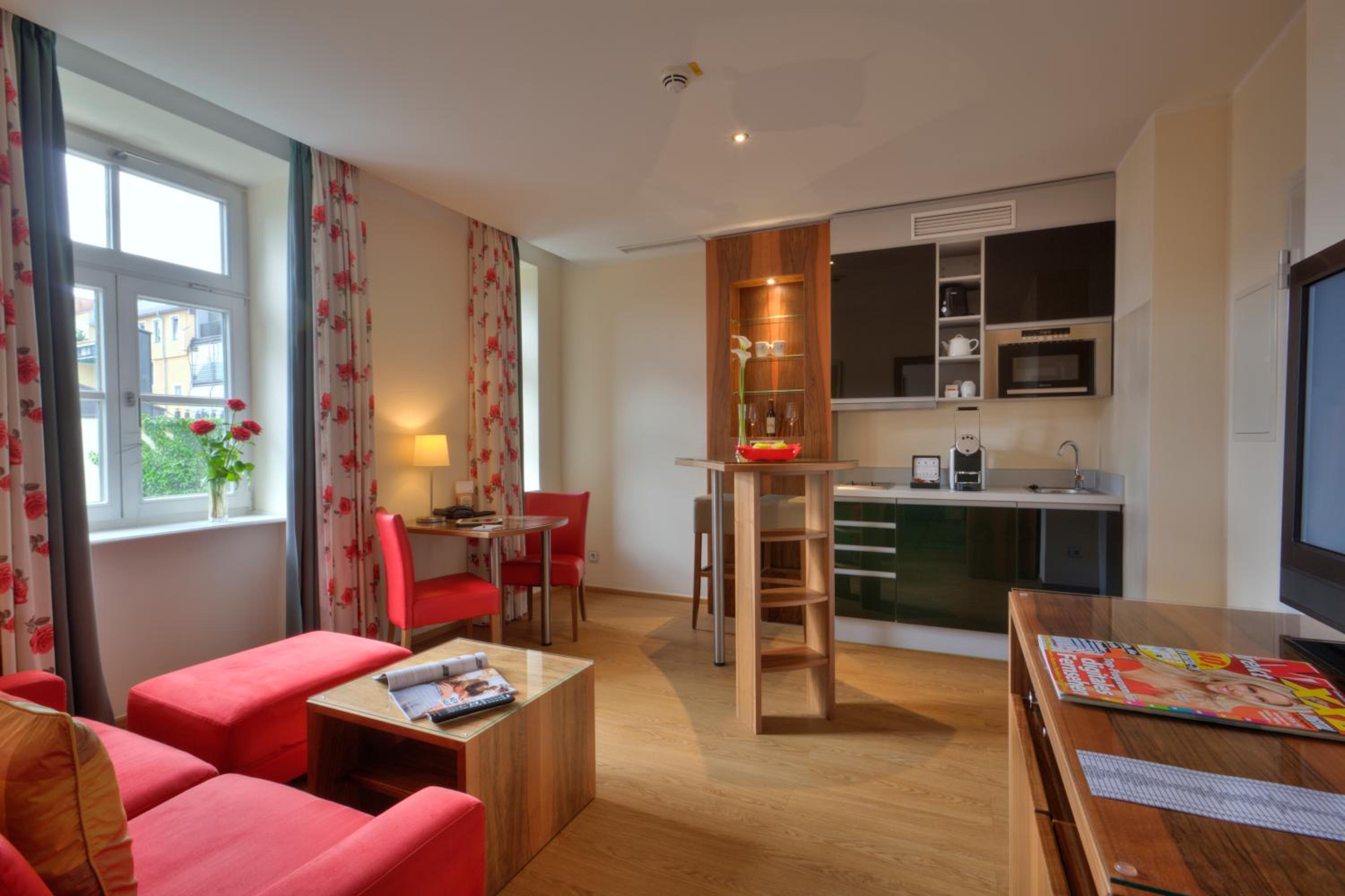 Junior Suite (2 Adults)