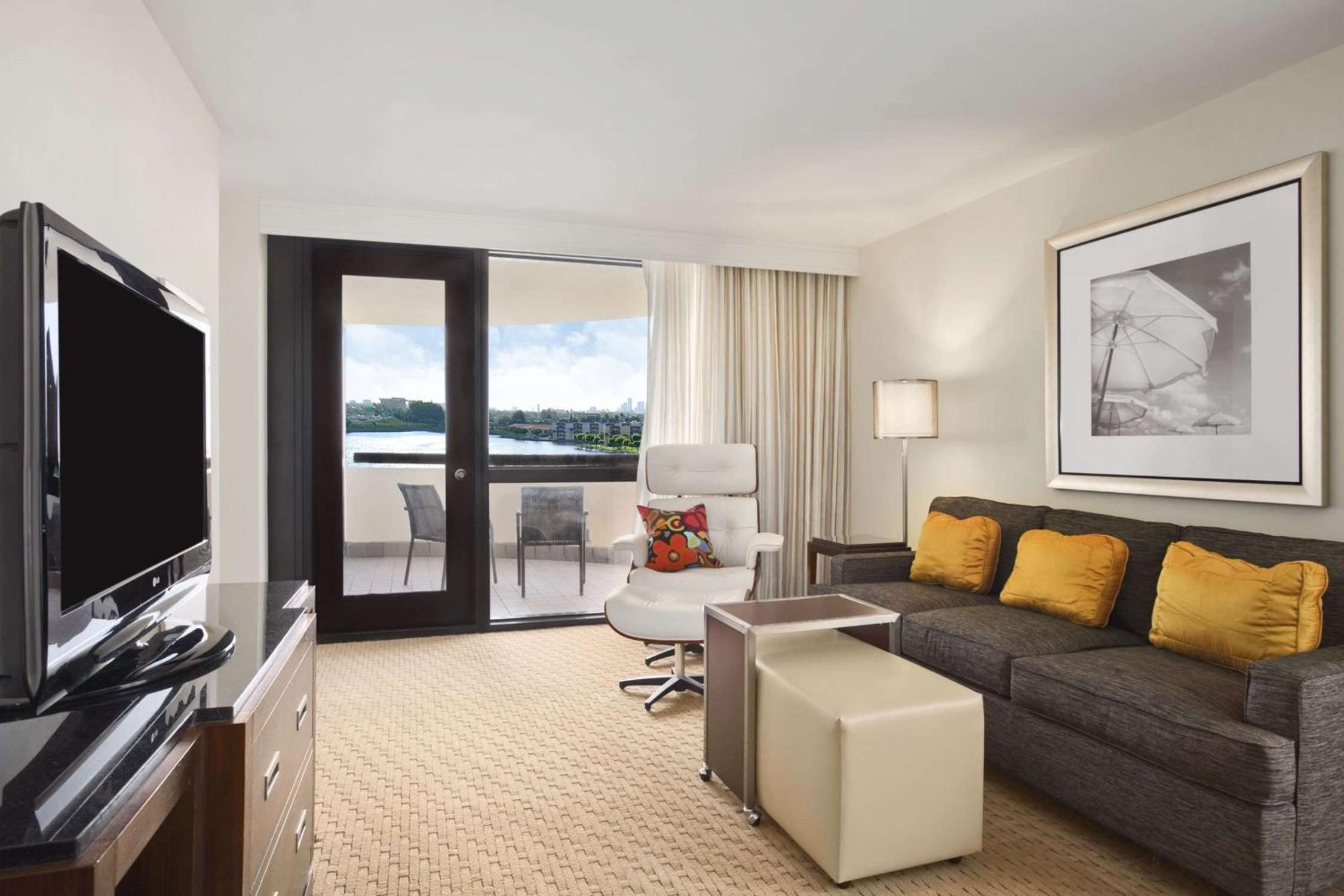 One-Bedroom Suite with Balcony