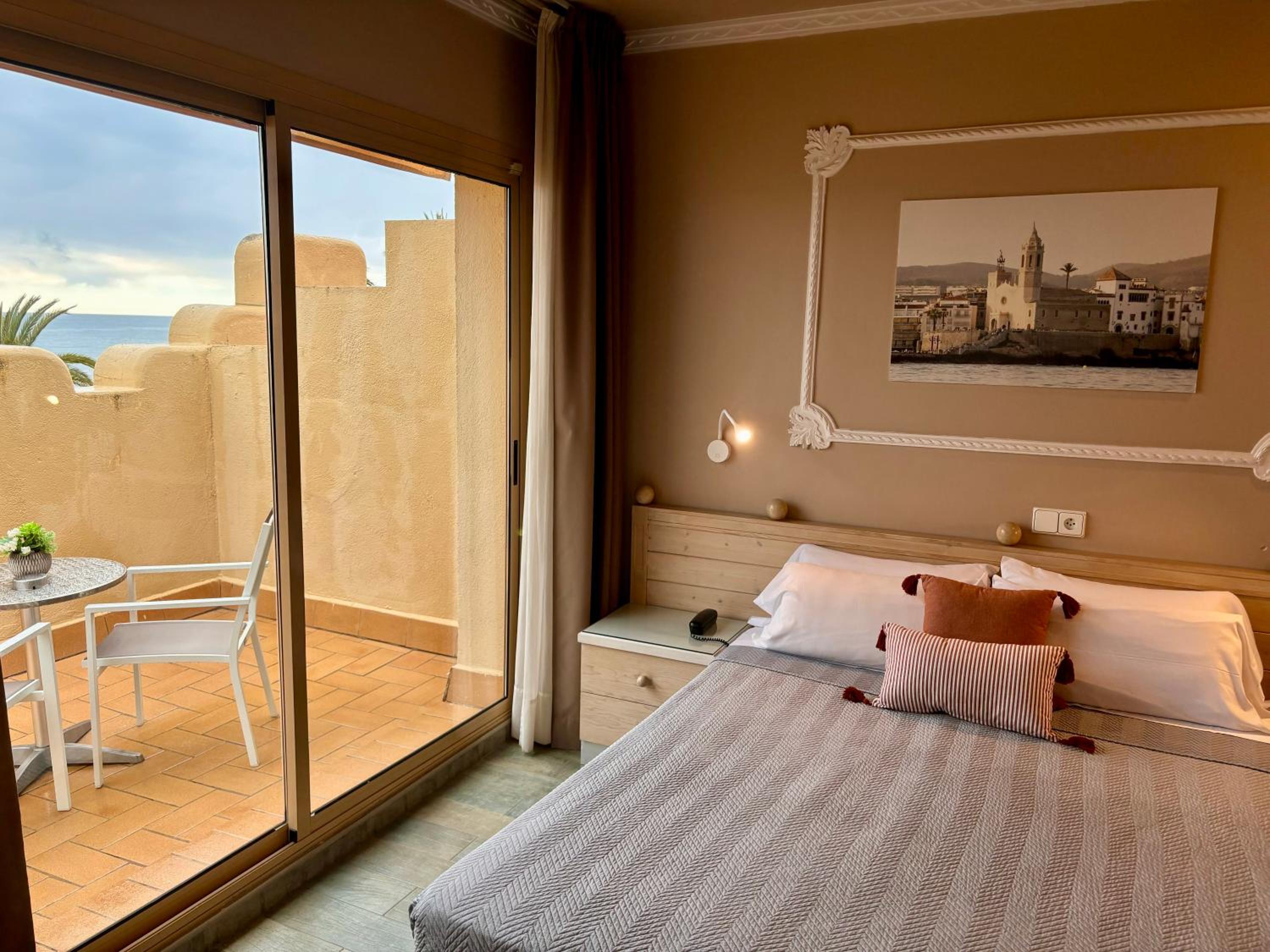 Superior Double Room with Terrace and Sea view 