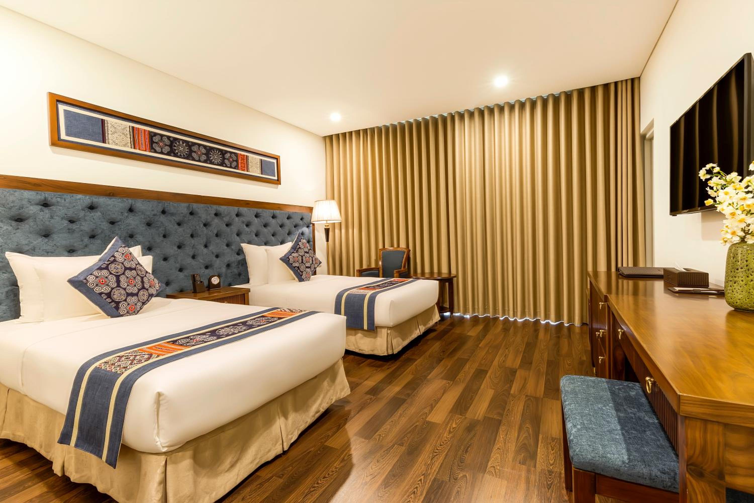 Premier Twin Room with Balcony - Ocean Front