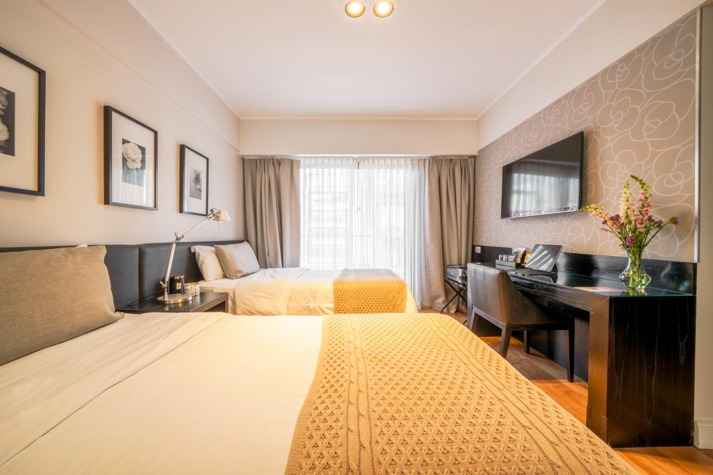 Junior Room with 2 Beds