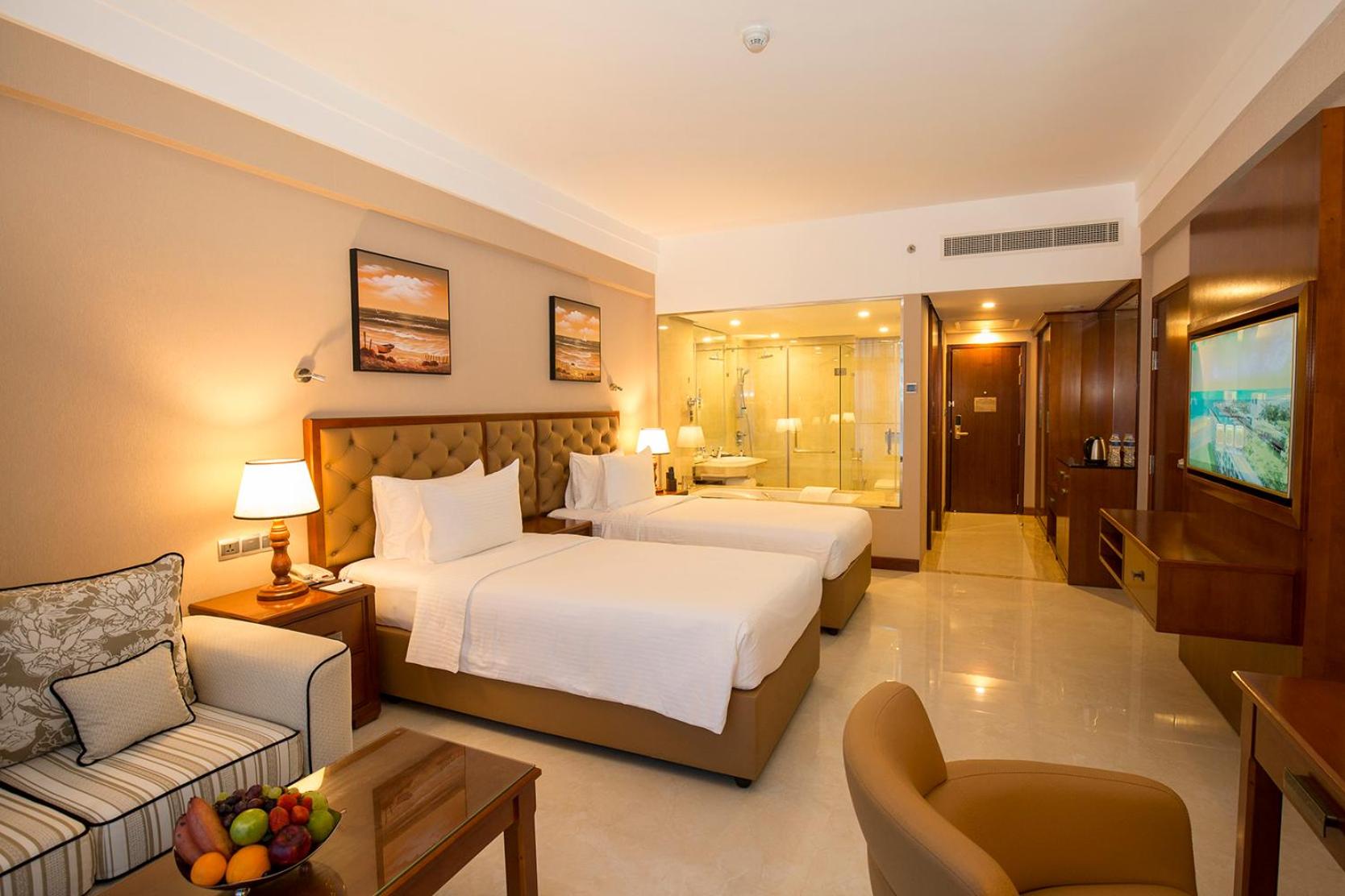 Deluxe Twin Room with Complimentary City Tour & Access to Beach Lounge