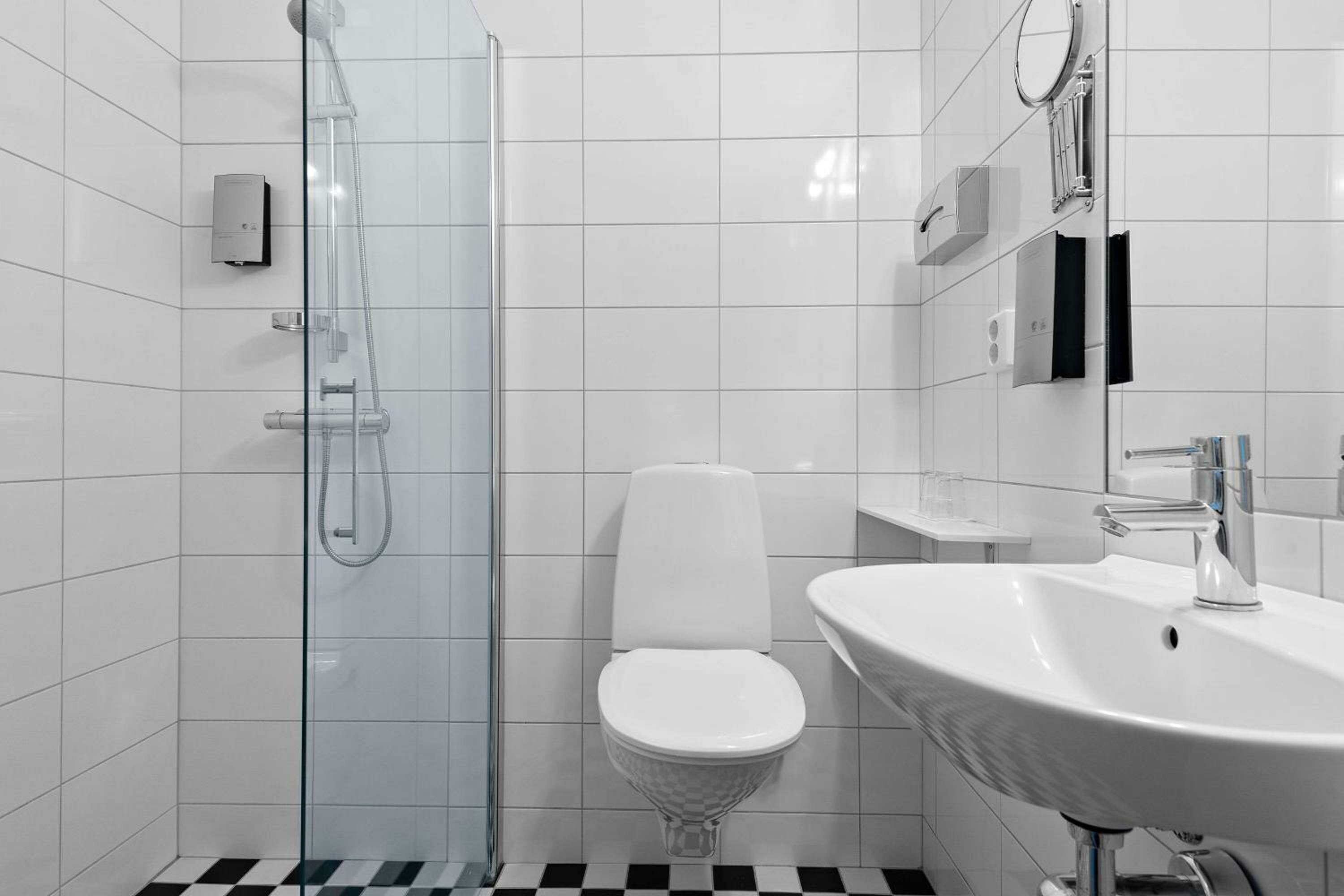 Standard Twin Room with AC