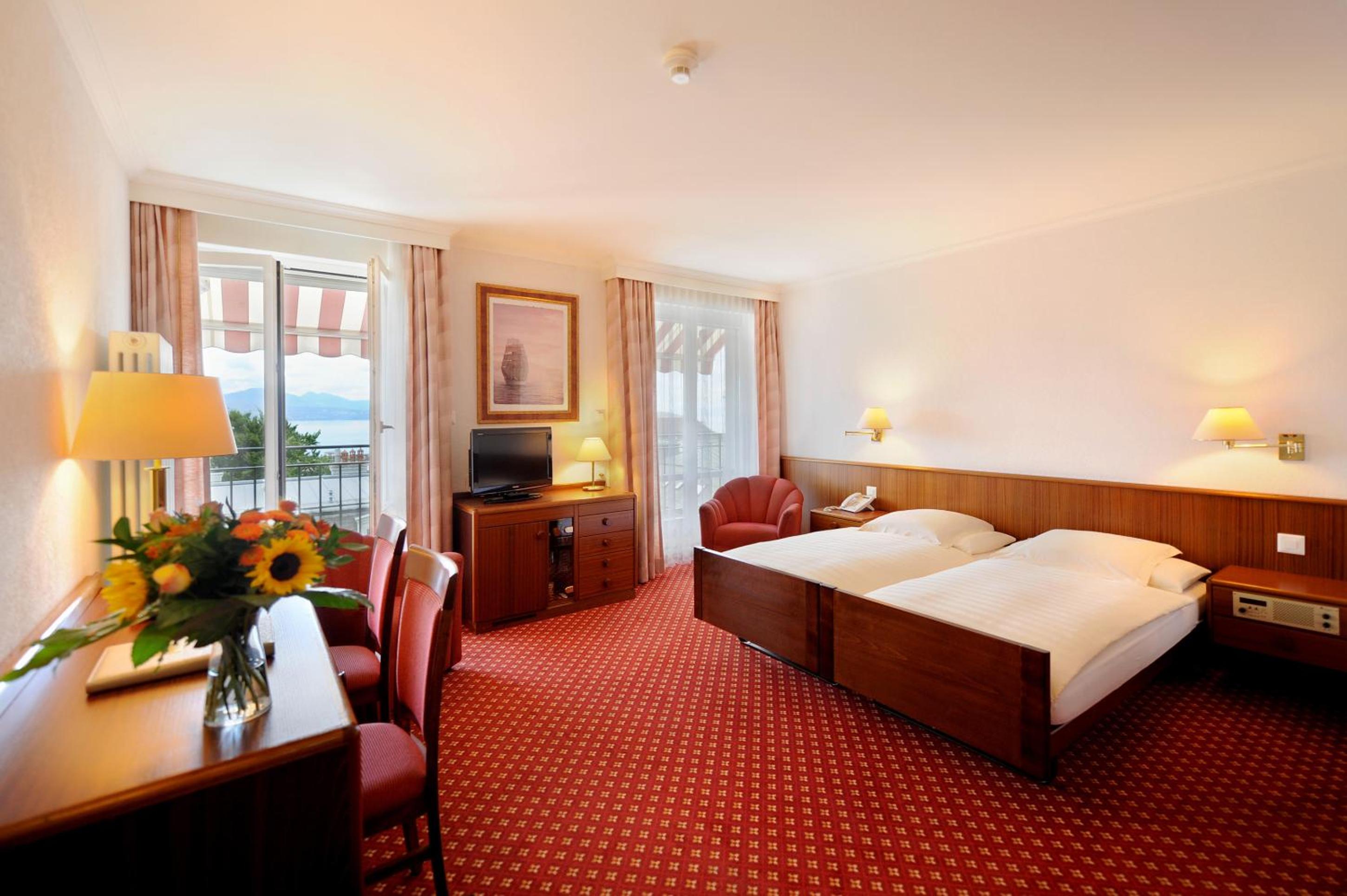 Superior Twin Room with Balcony 