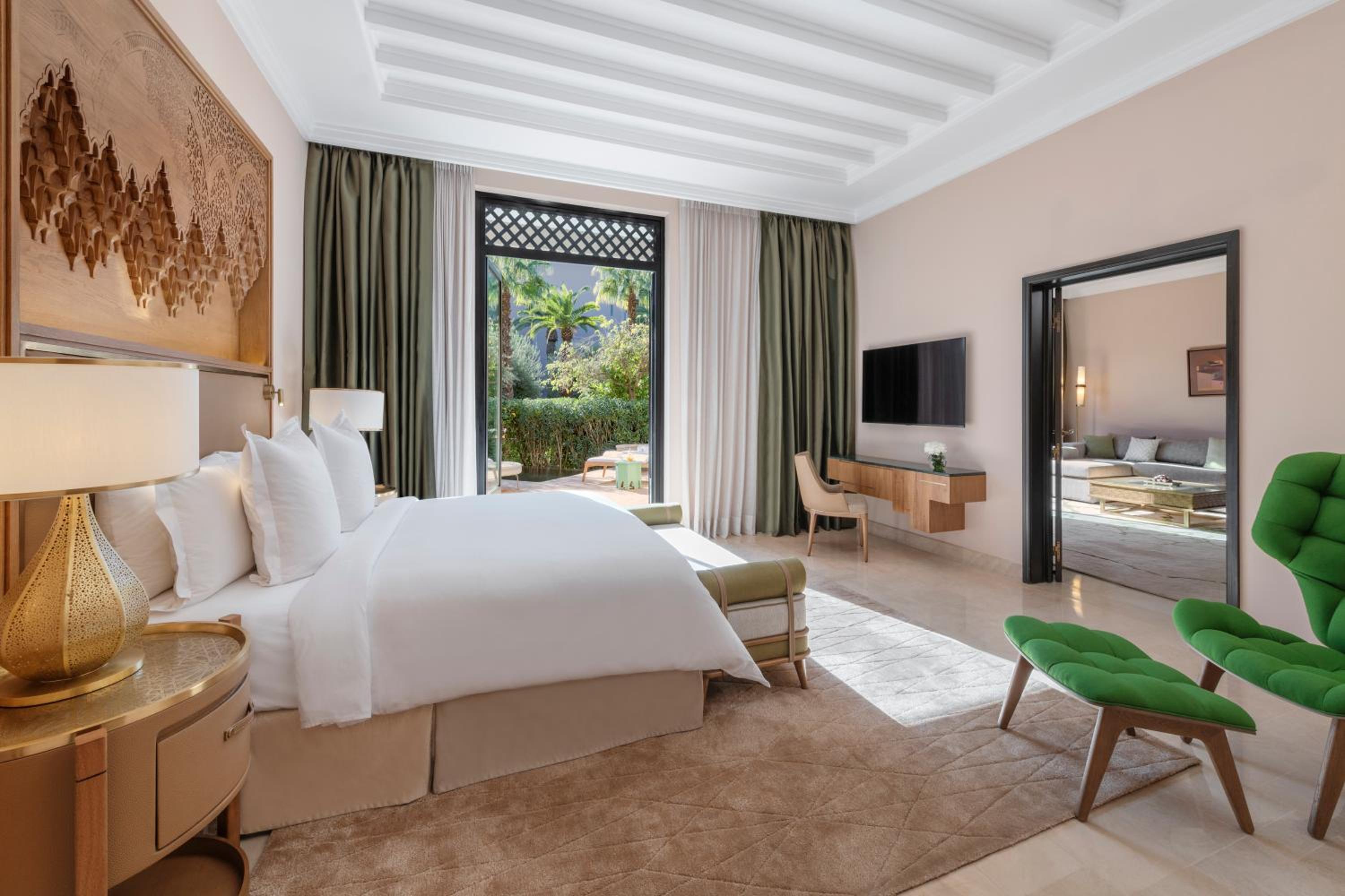 Premier Patio Suite with Private Pool King Bed