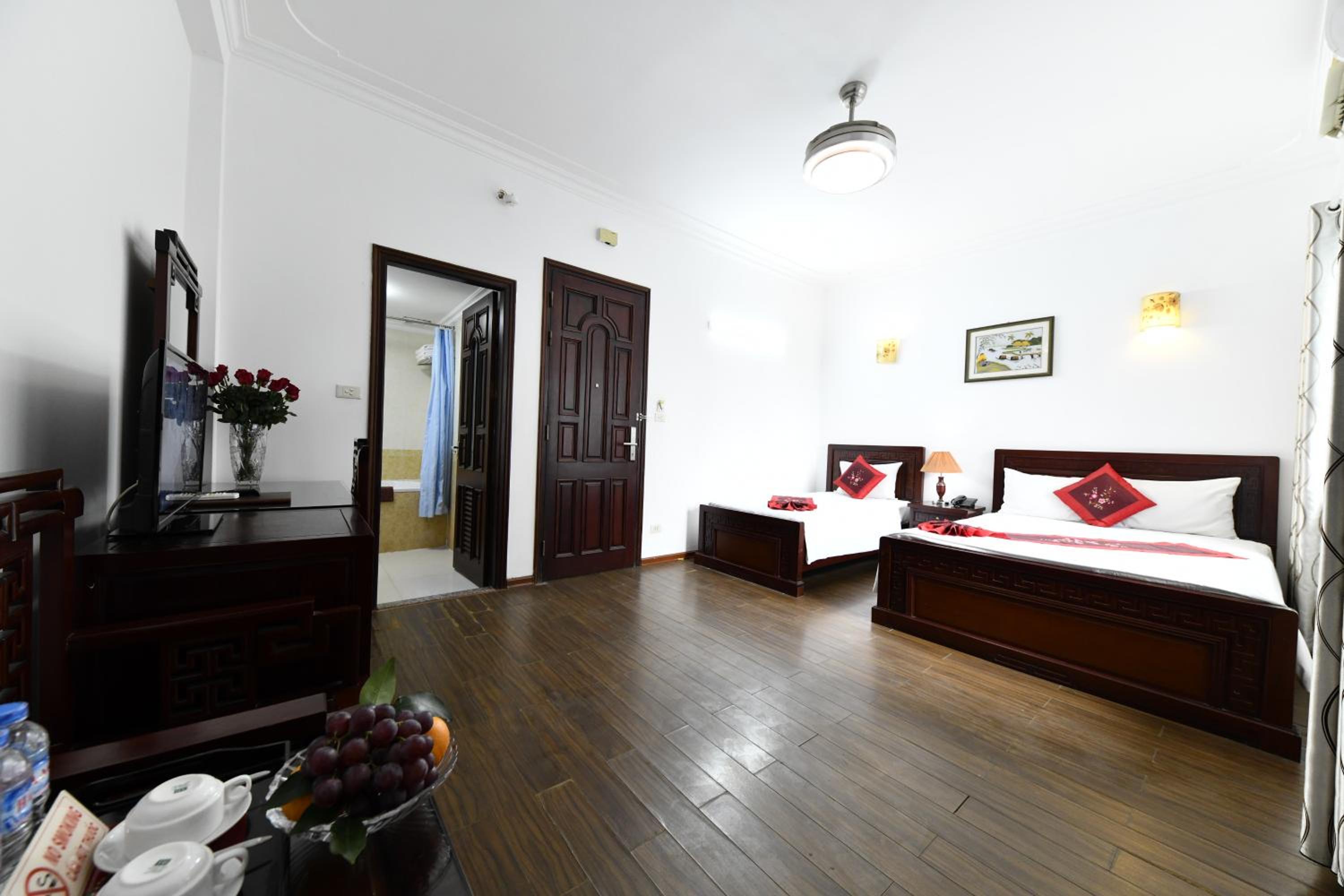 Triple Room with City View