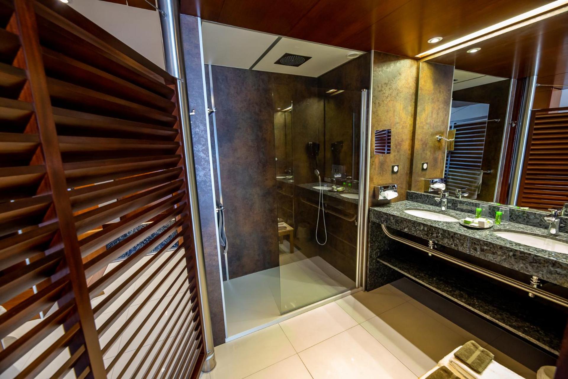 Double or Twin Room with Harbor View