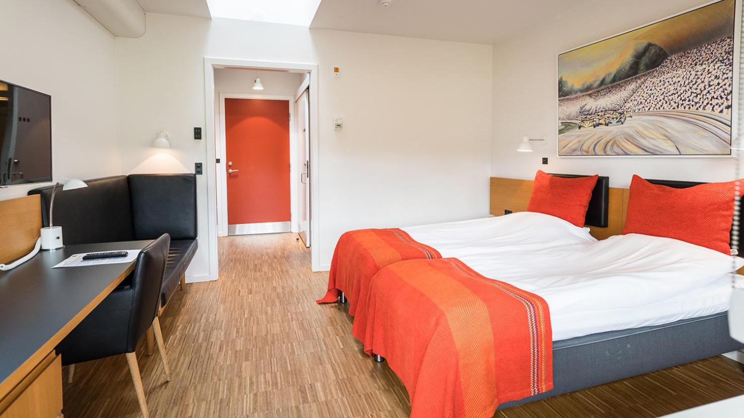 Triple Room (2 Adults + 1 Child)