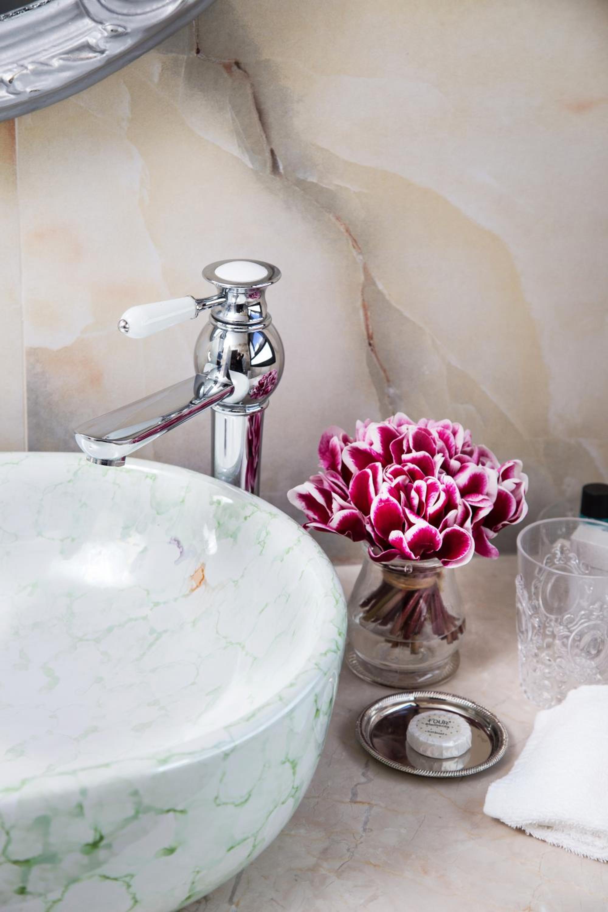 Executive Room (2 Adults, 1 Child)