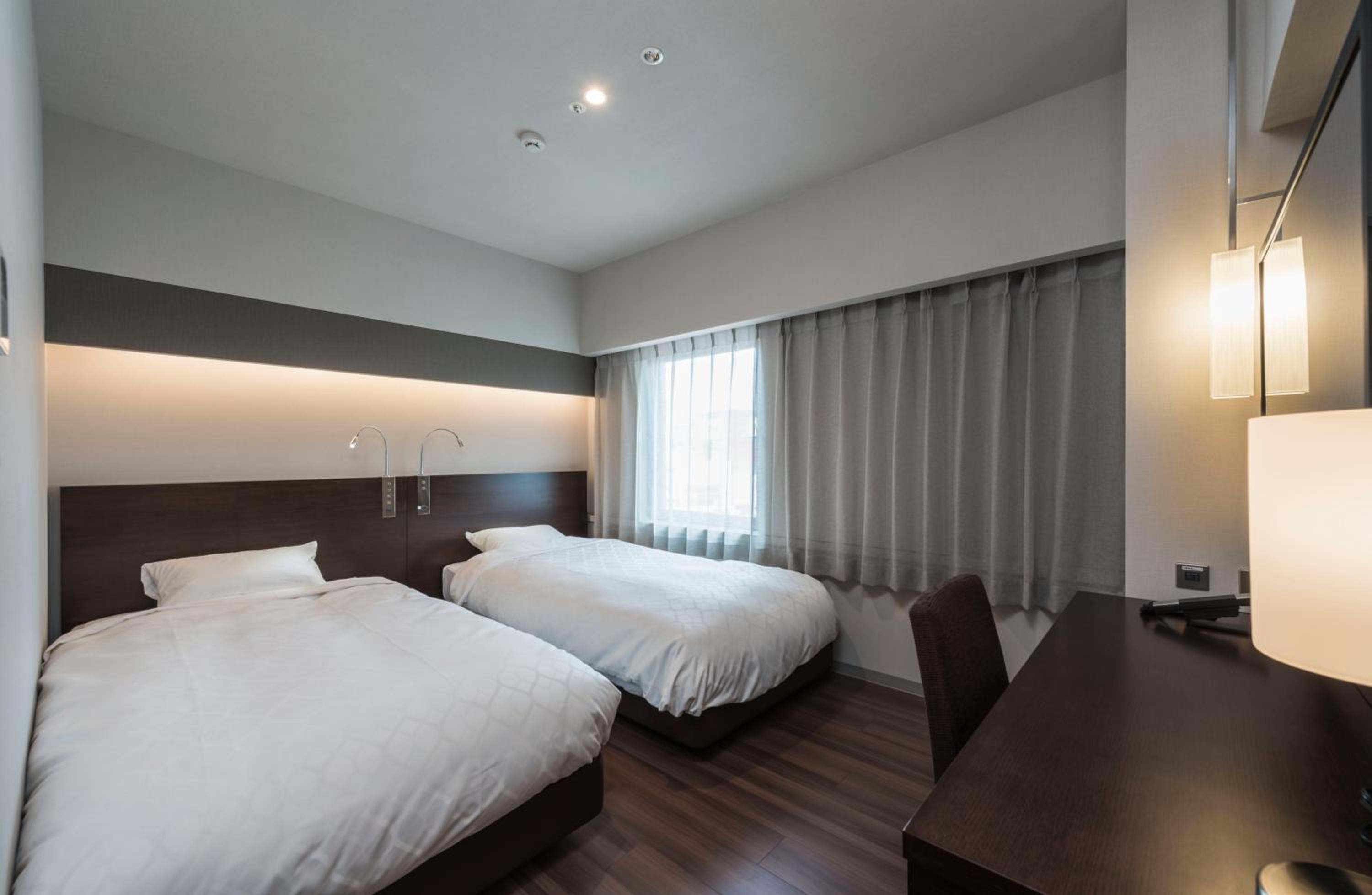 Twin Room - Smoking