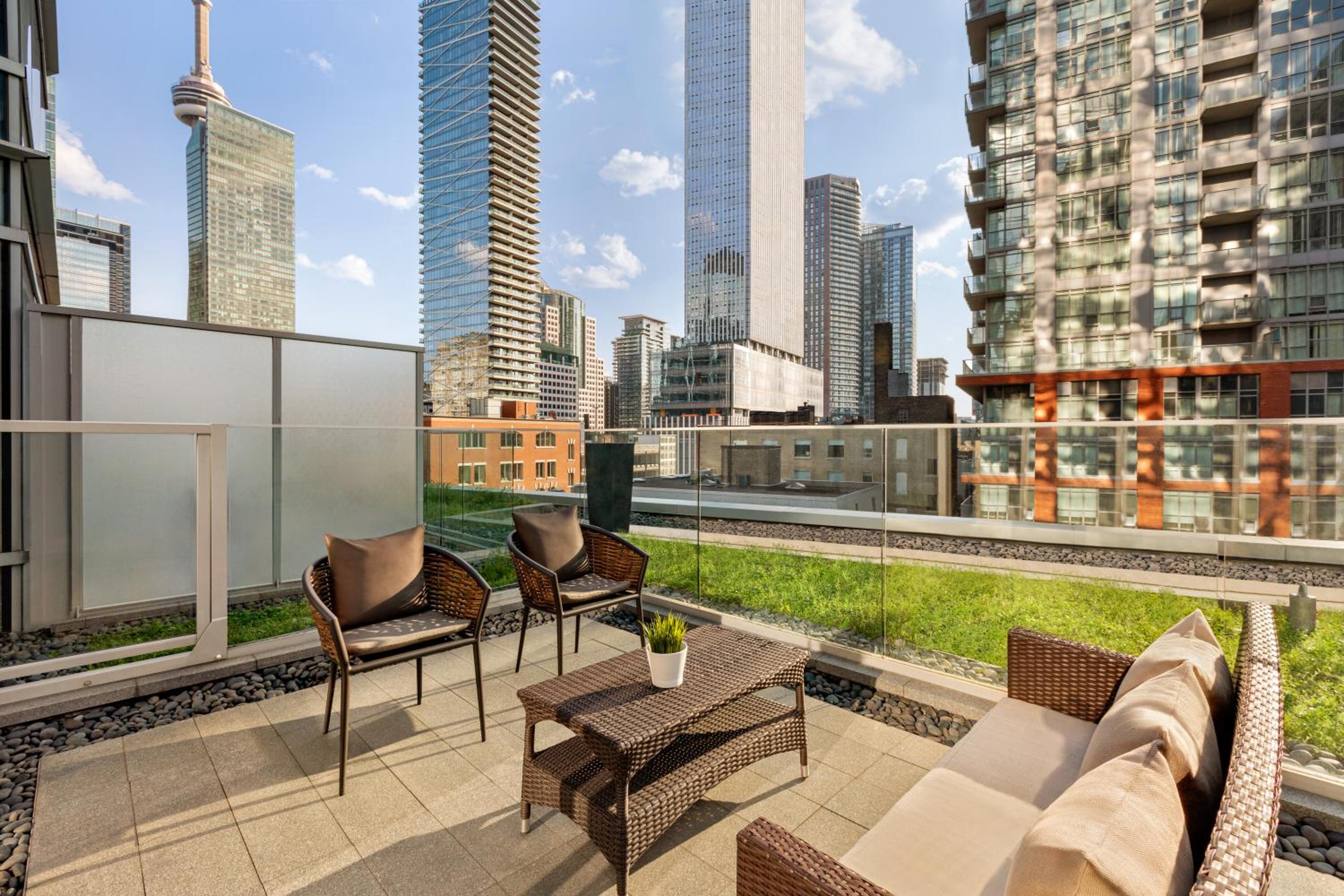 Executive Terrace Room