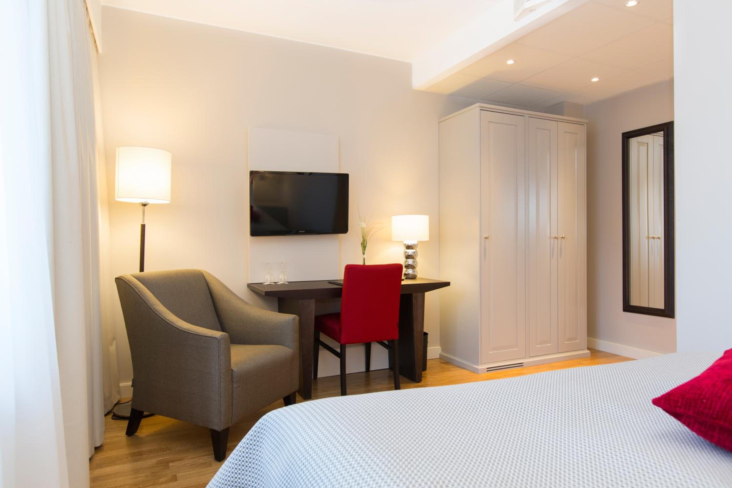 Small Double Room