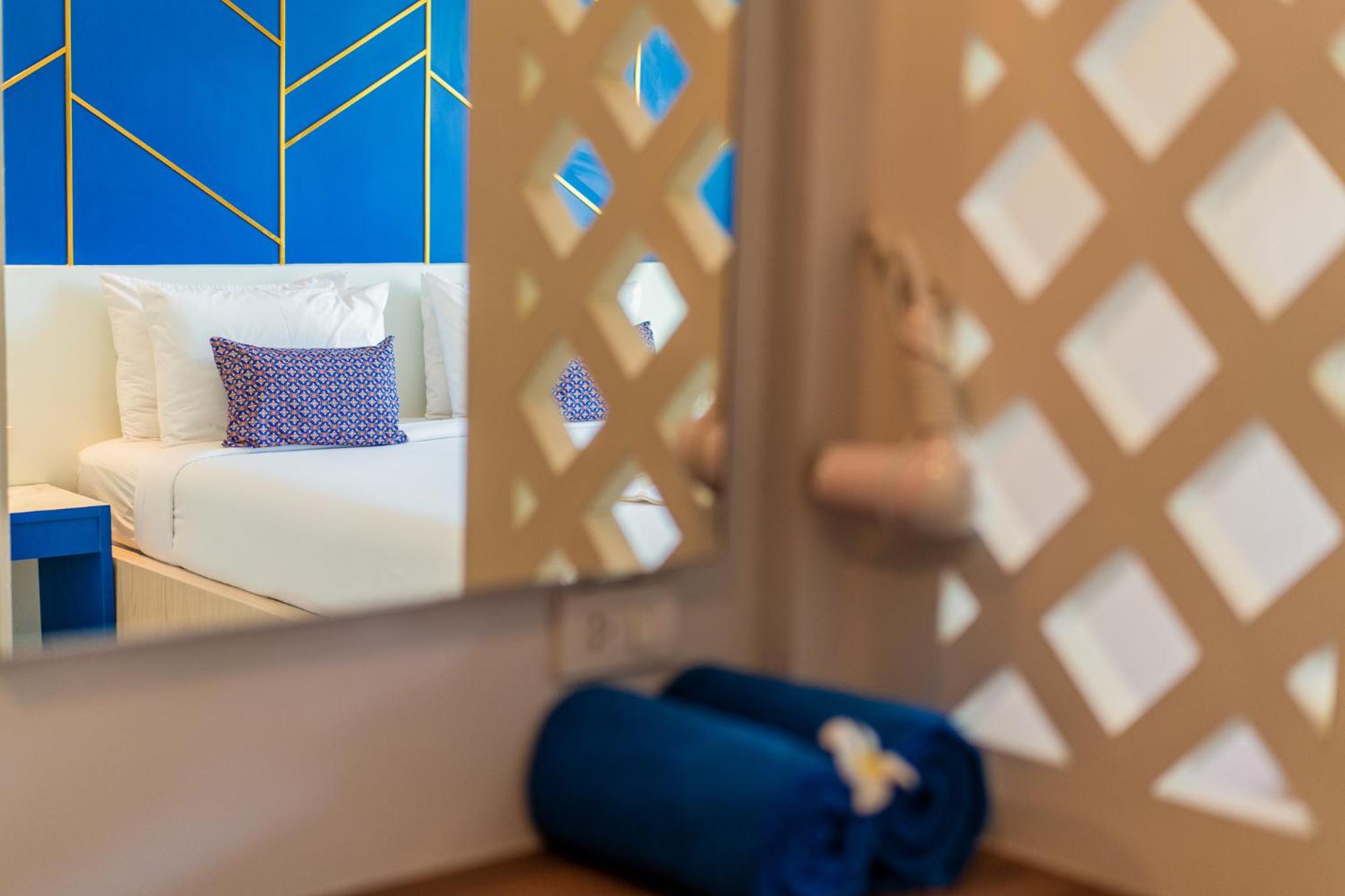 Deluxe Double Room with Pool View