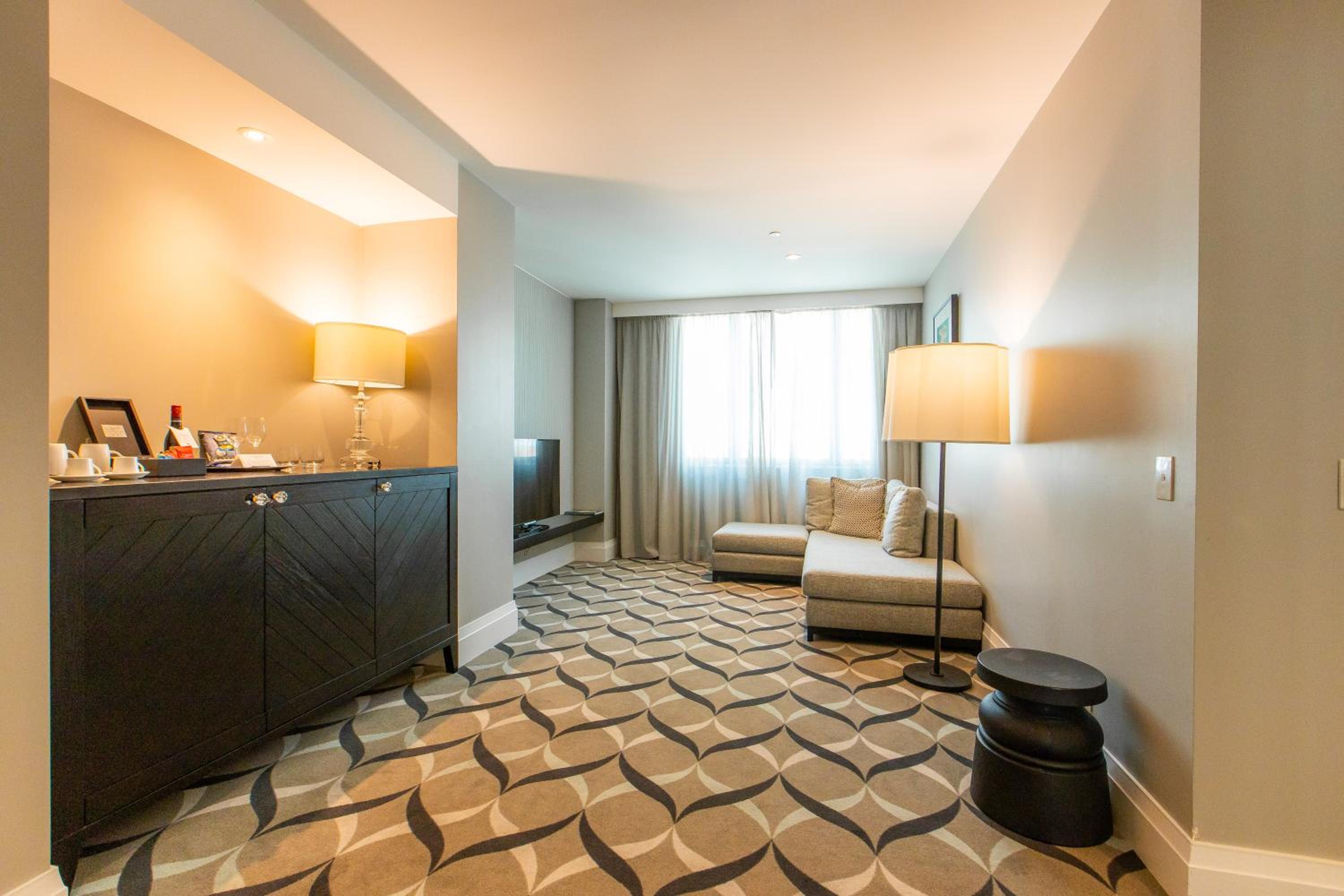 Executive Mayfair Suite