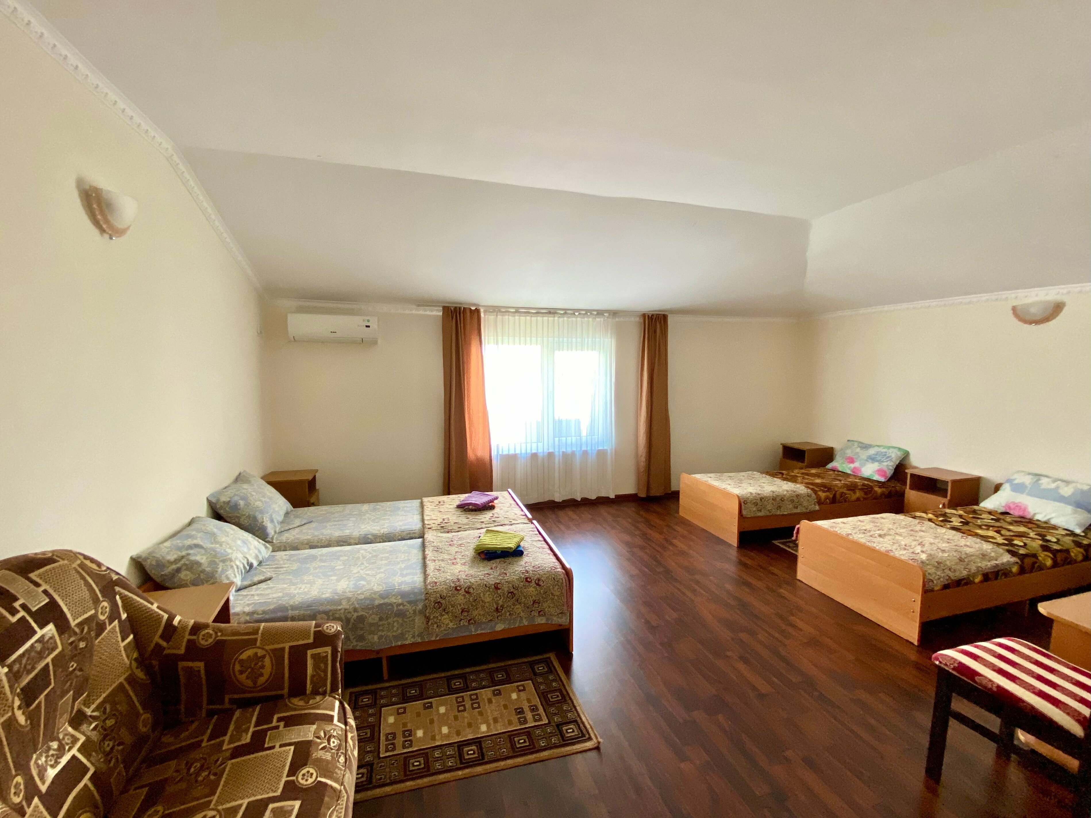 Стандартный четырехместный номер