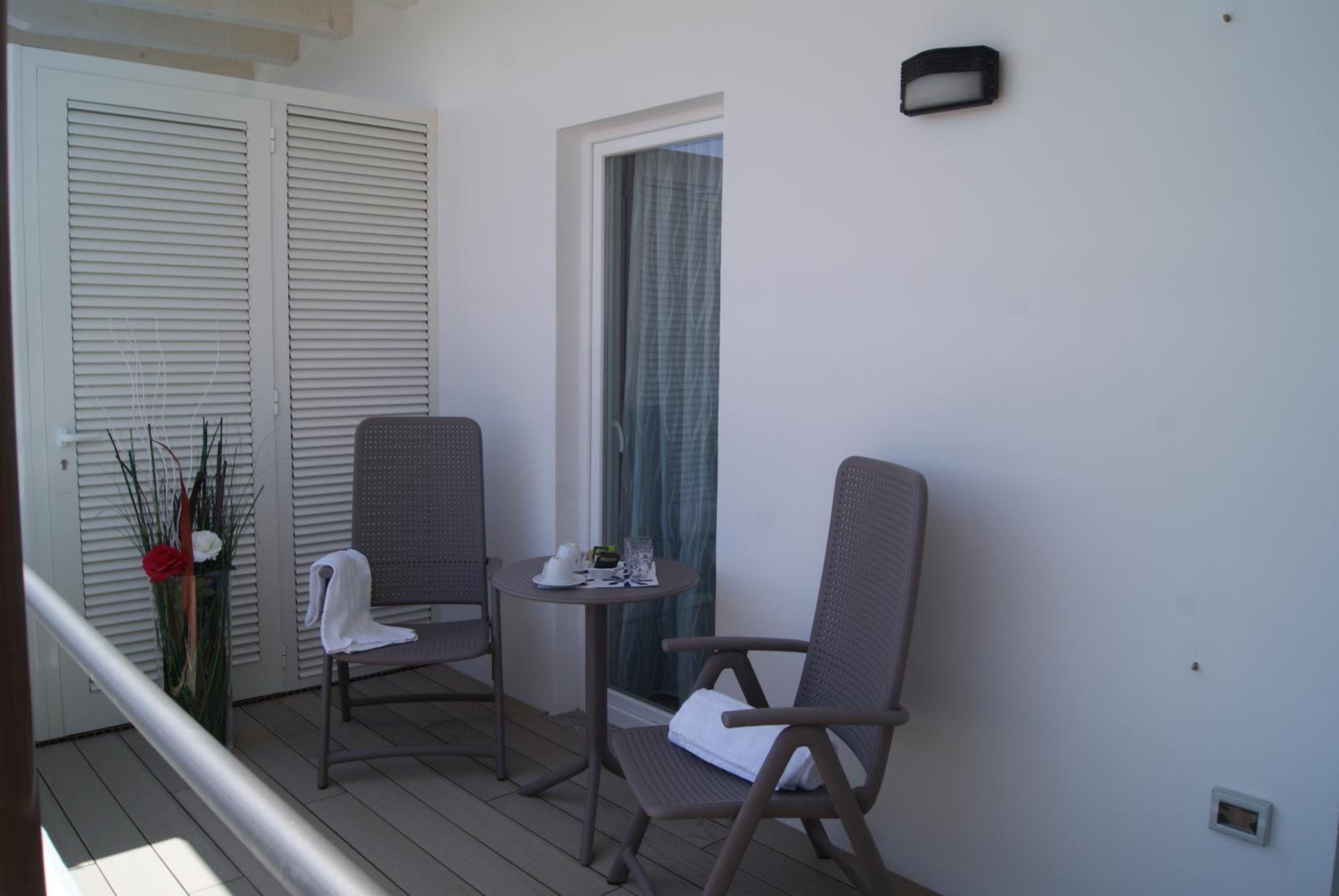 Deluxe Suite with Spa Bath