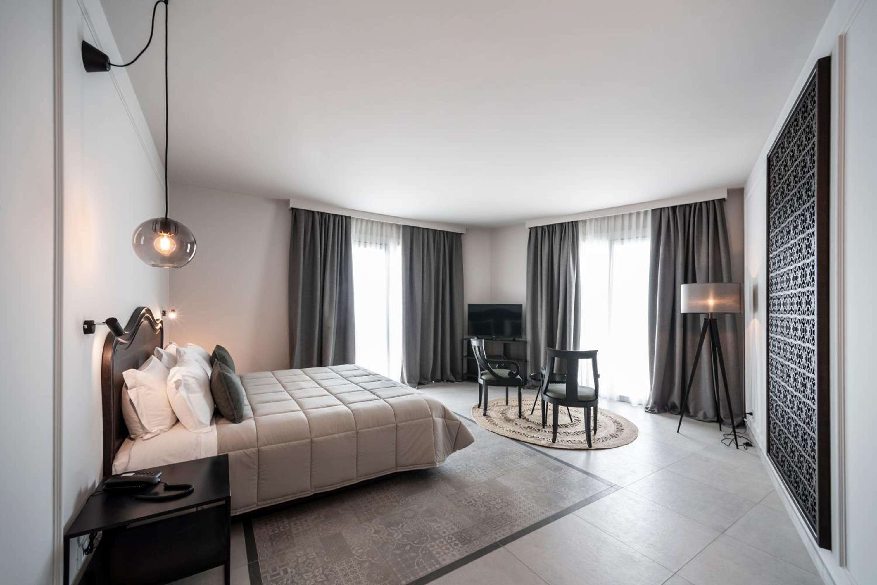 King Suite with Sea View