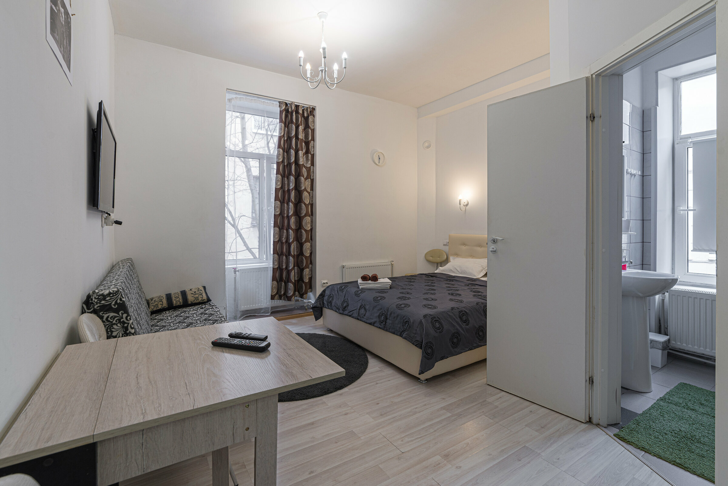 Четырёхместный номер с санузлом и кухней