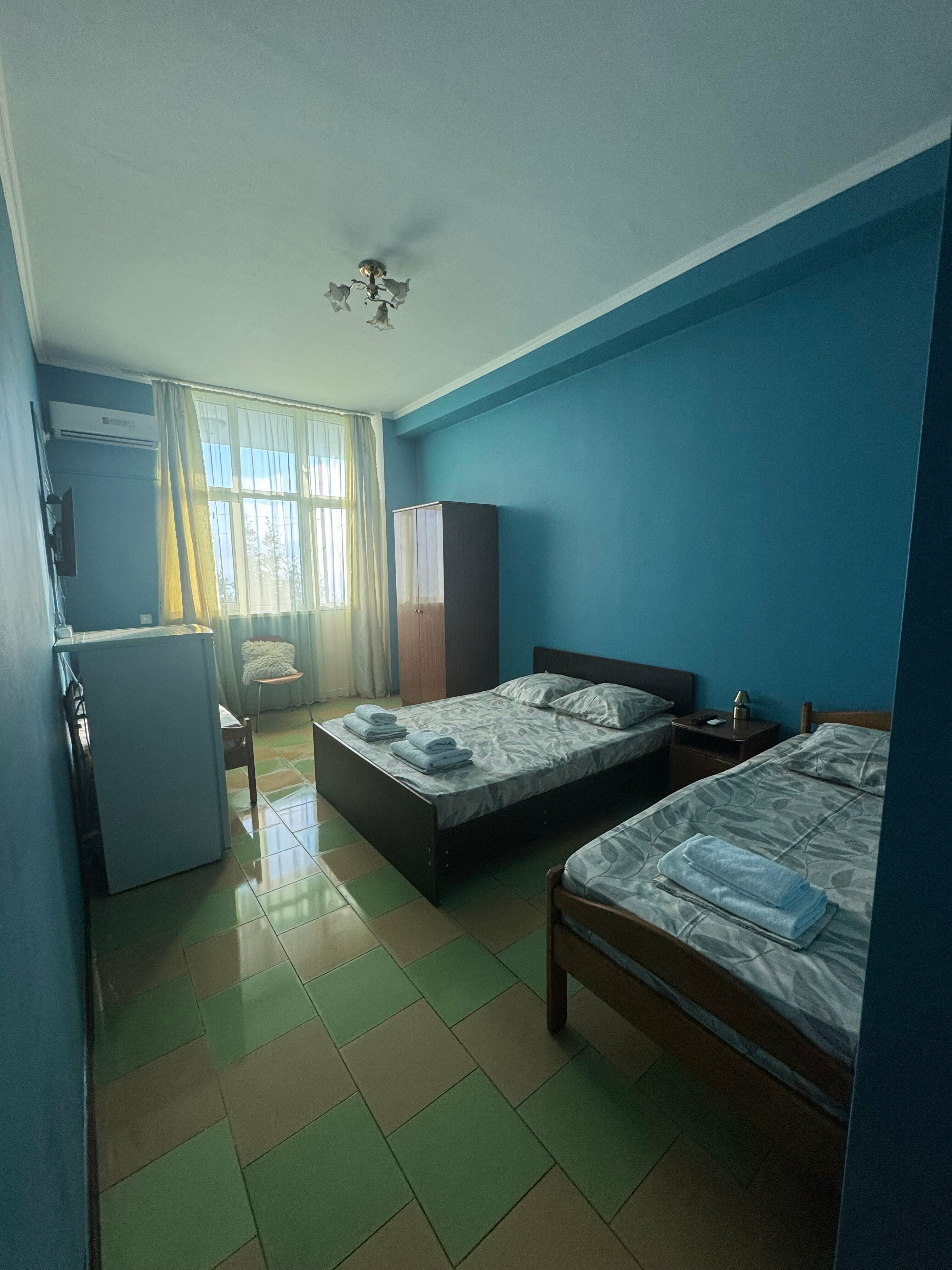 Четырехместный номер с видом на море