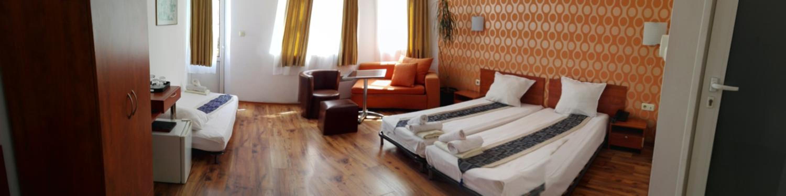 Deluxe Double or Twin Room With Extra Bed