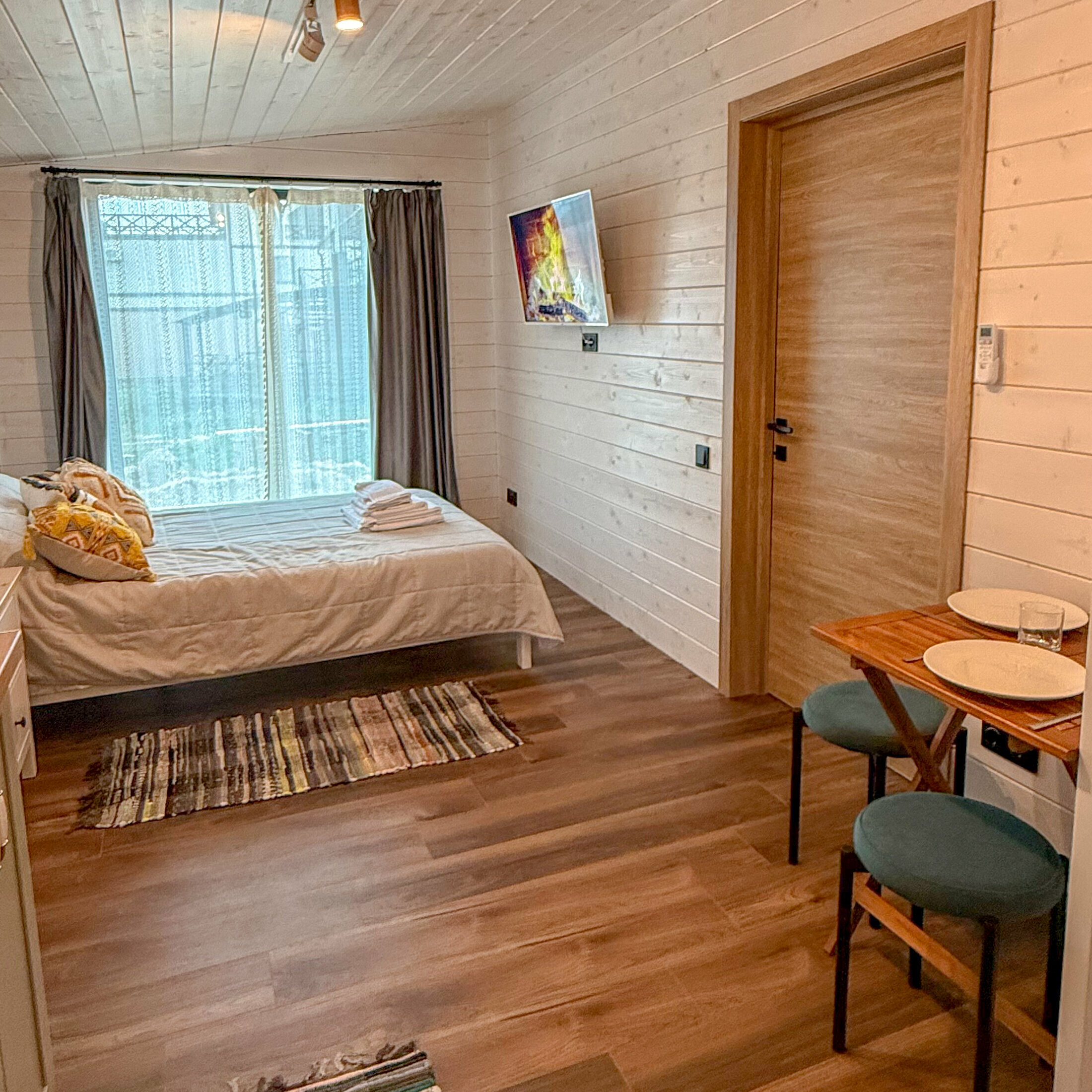 Большой двухместный номер с 1 кроватью