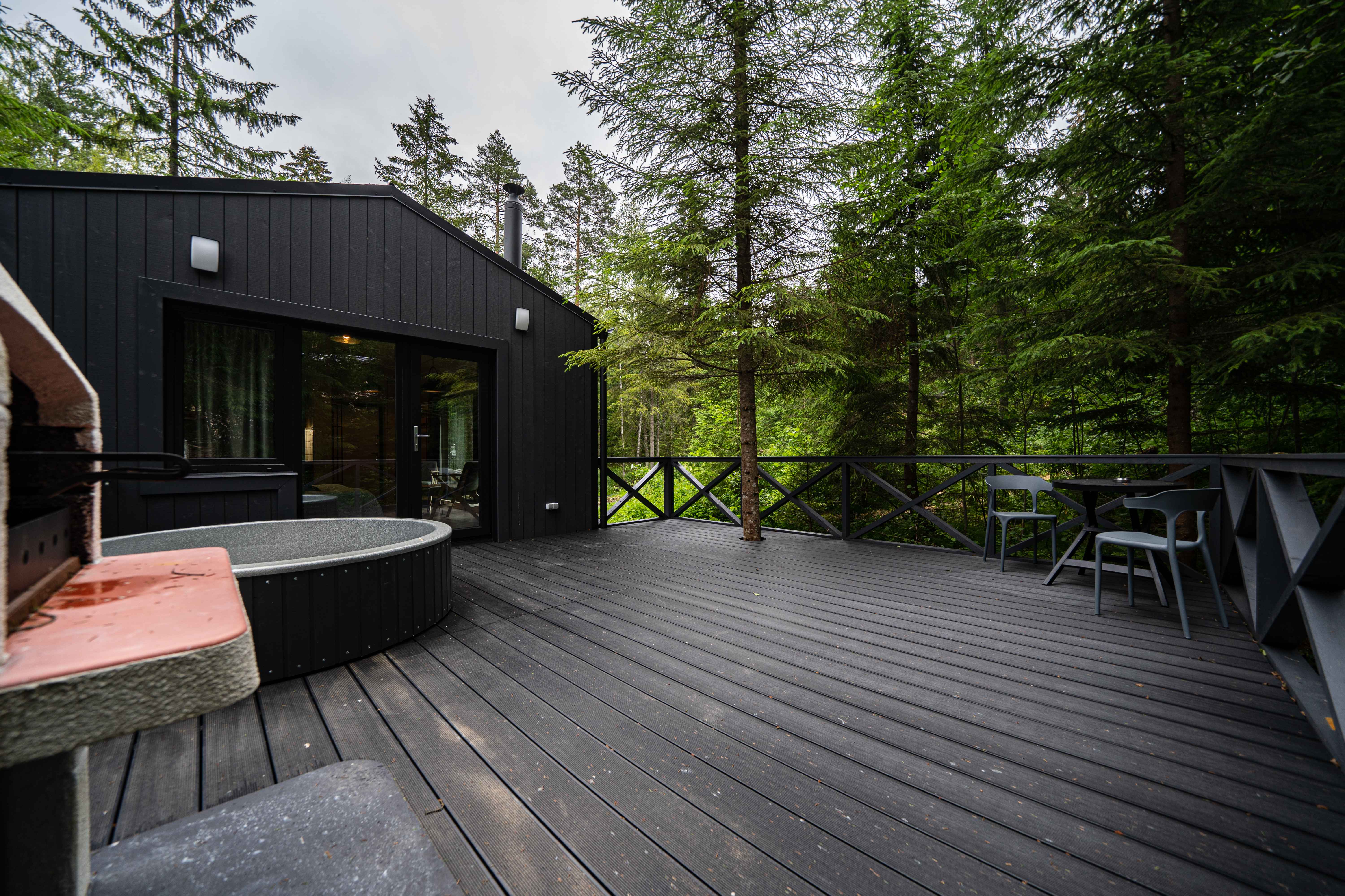 Коттедж №17 Заезд: 14:00 Выезд: 12:00