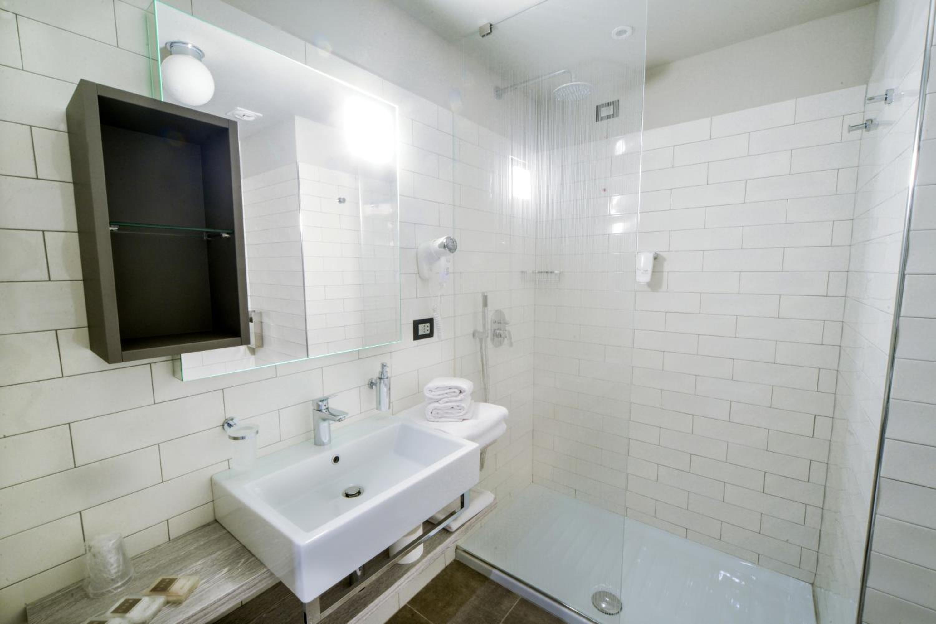 Classic Quadruple Room