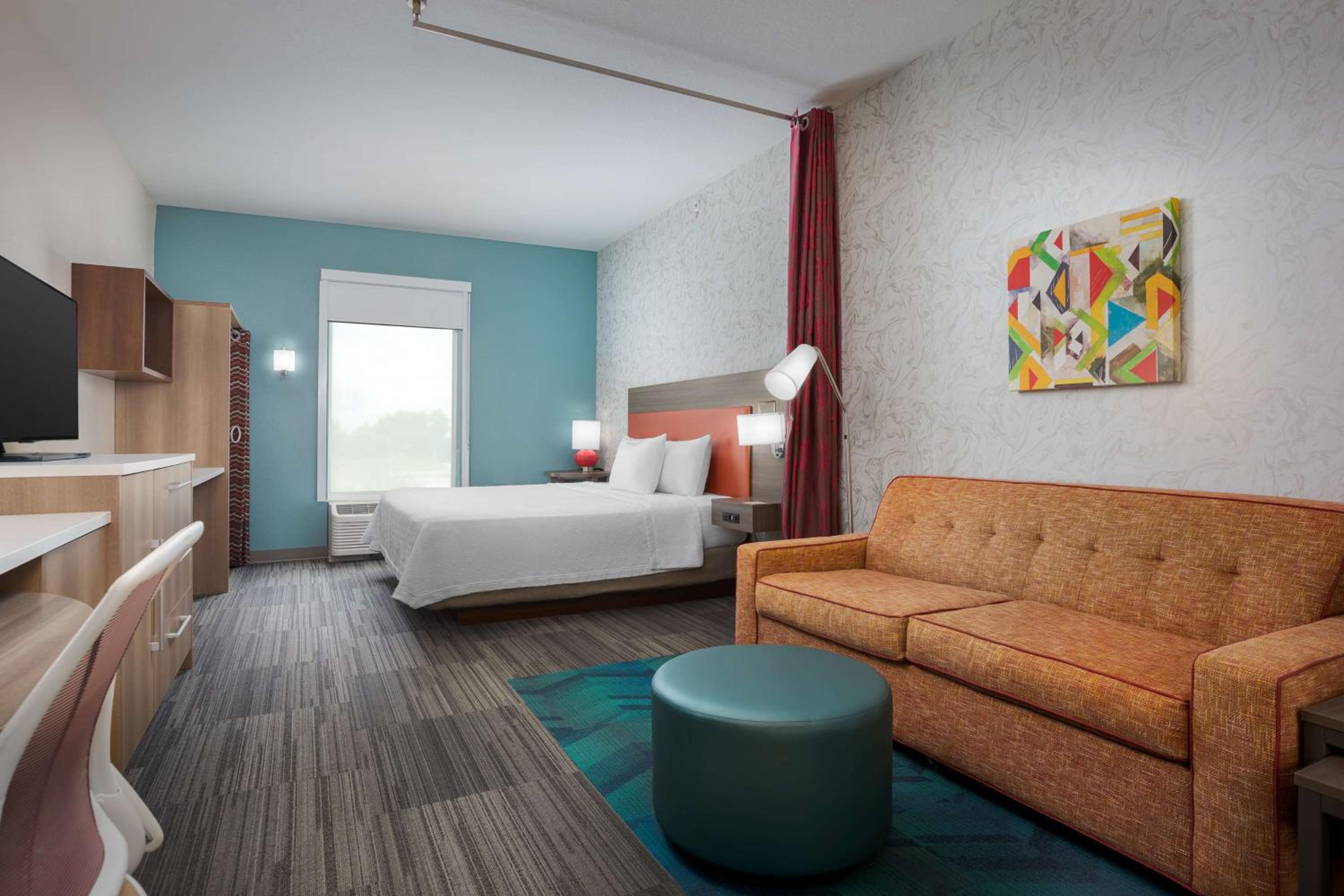 King Studio Suite - Hearing Access/Non-Smoking