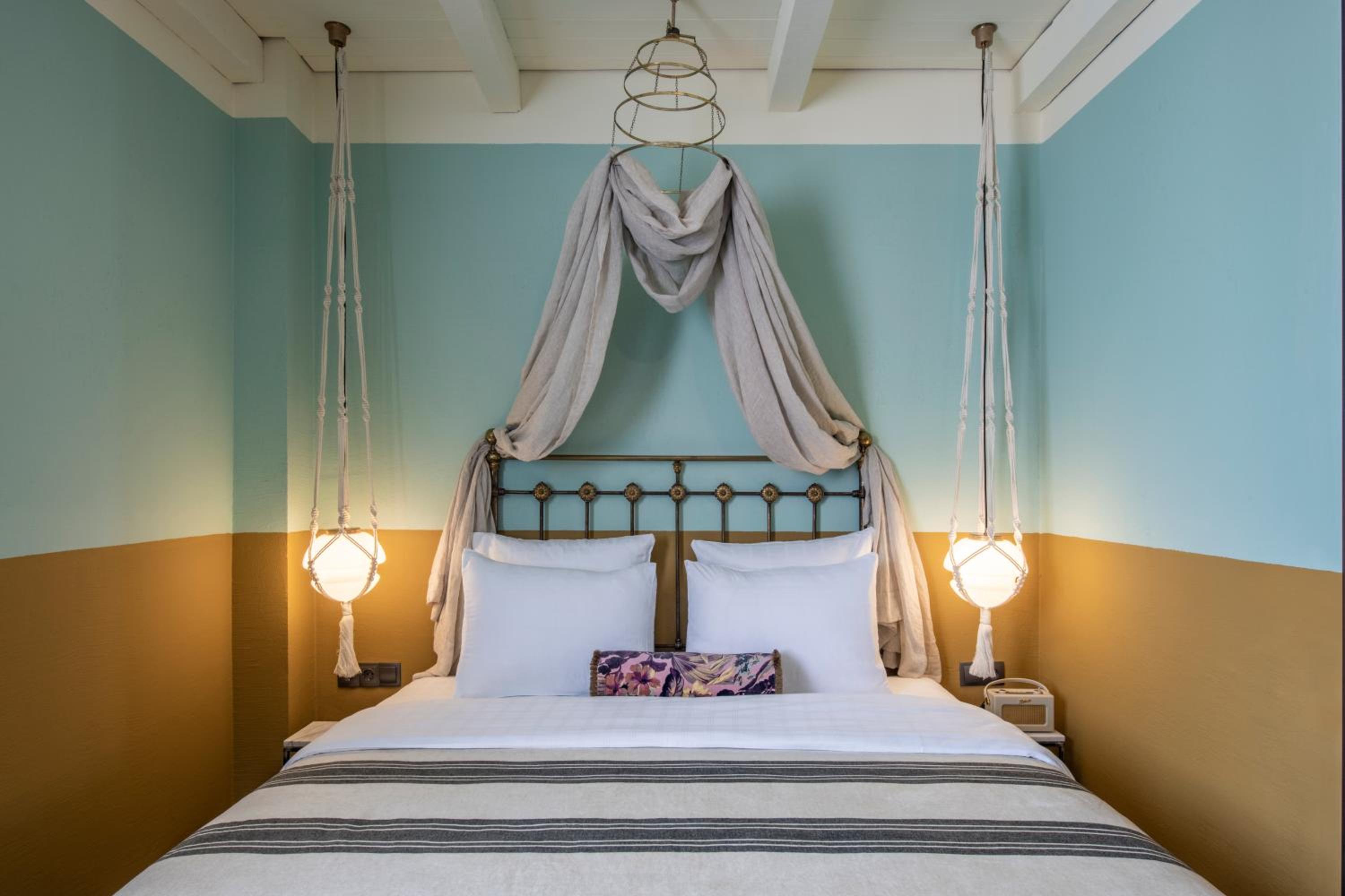 Suite with Pool View