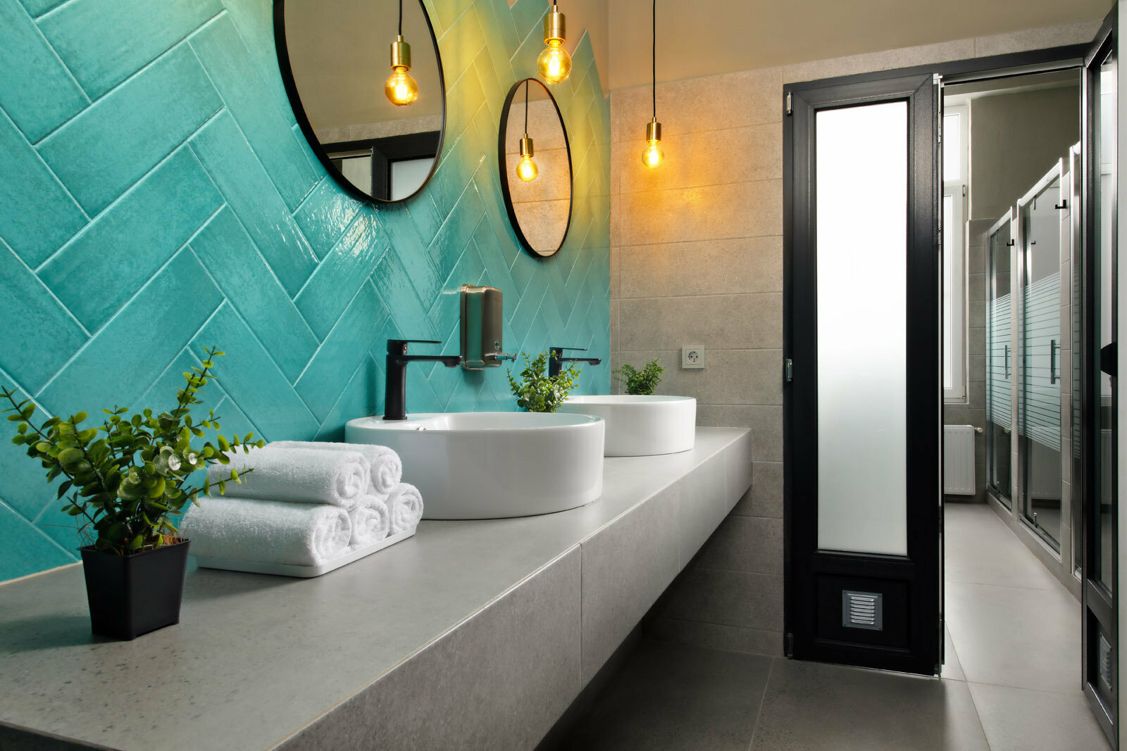 Одноместная кровать в 4-х местном женском номере