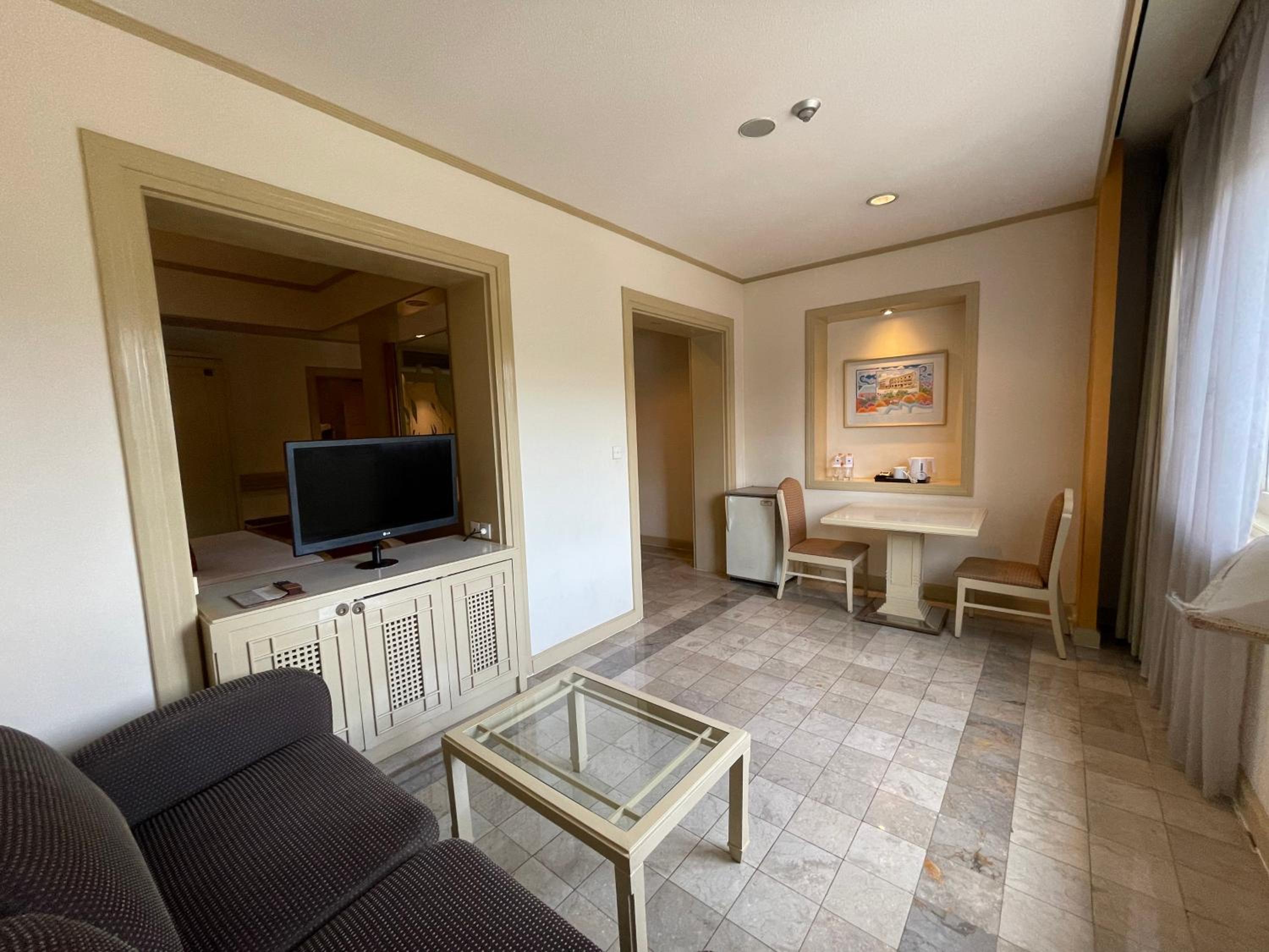 Executive King Room