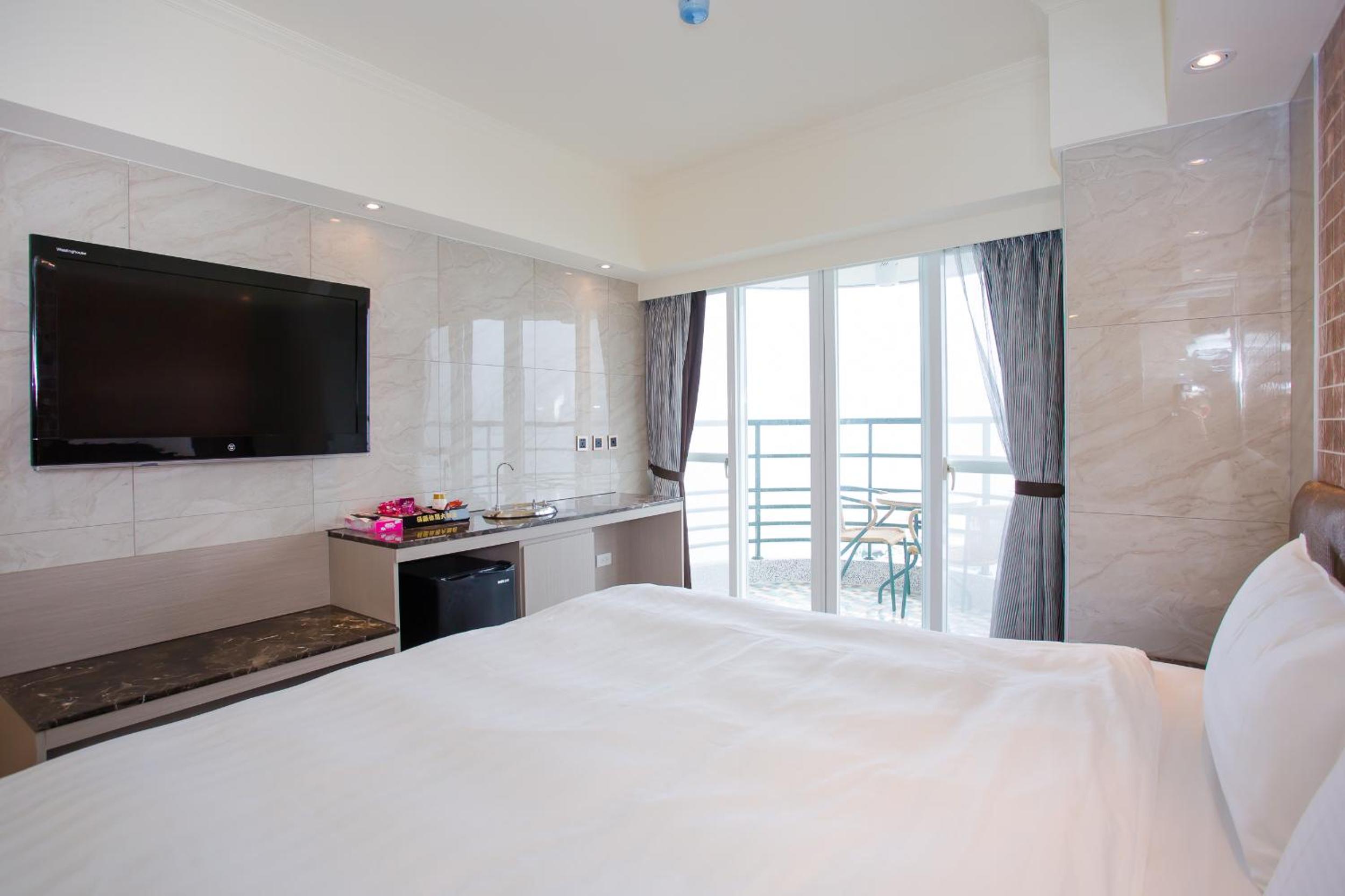 Double Room with Lake View