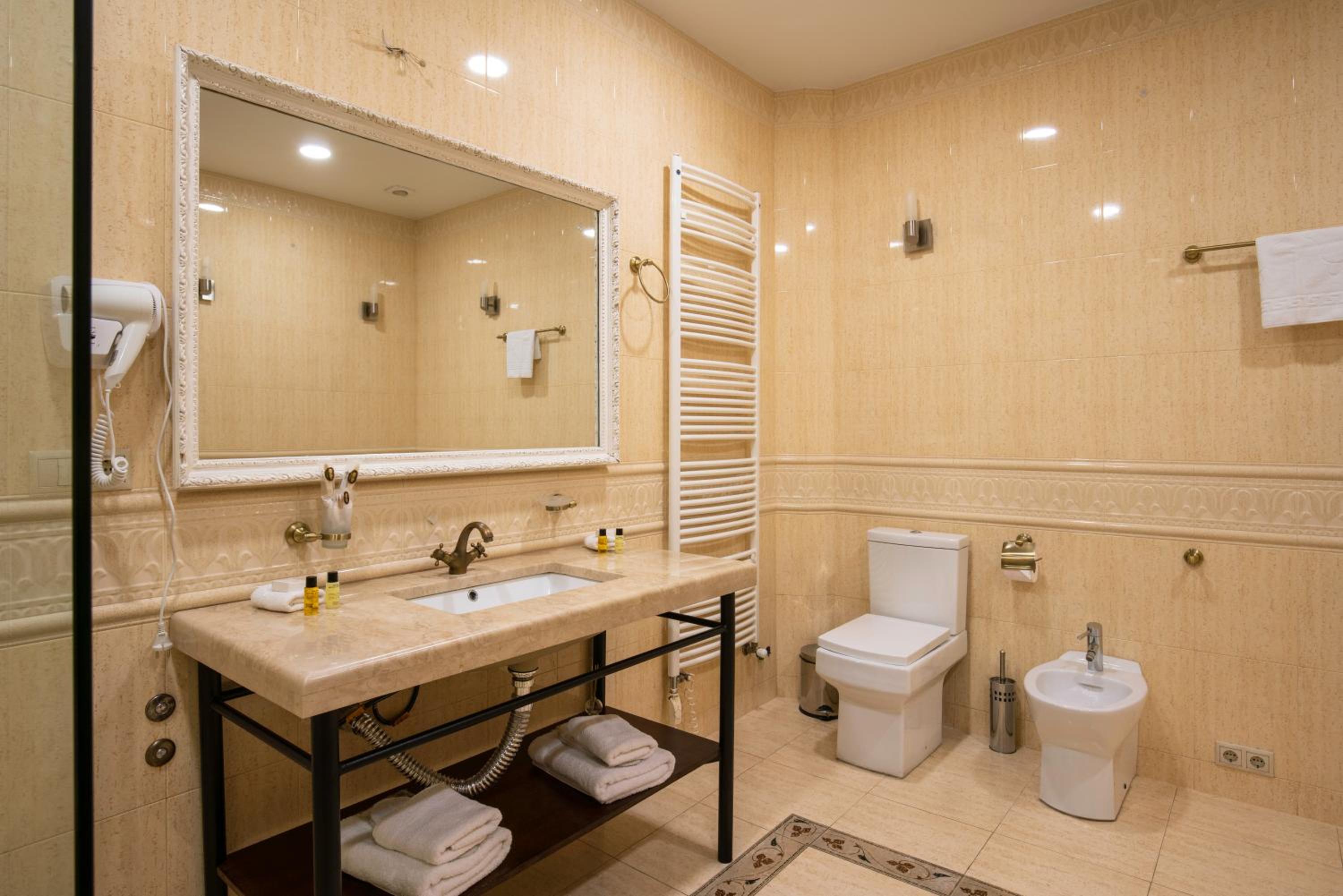 Junior Suite with Balcony