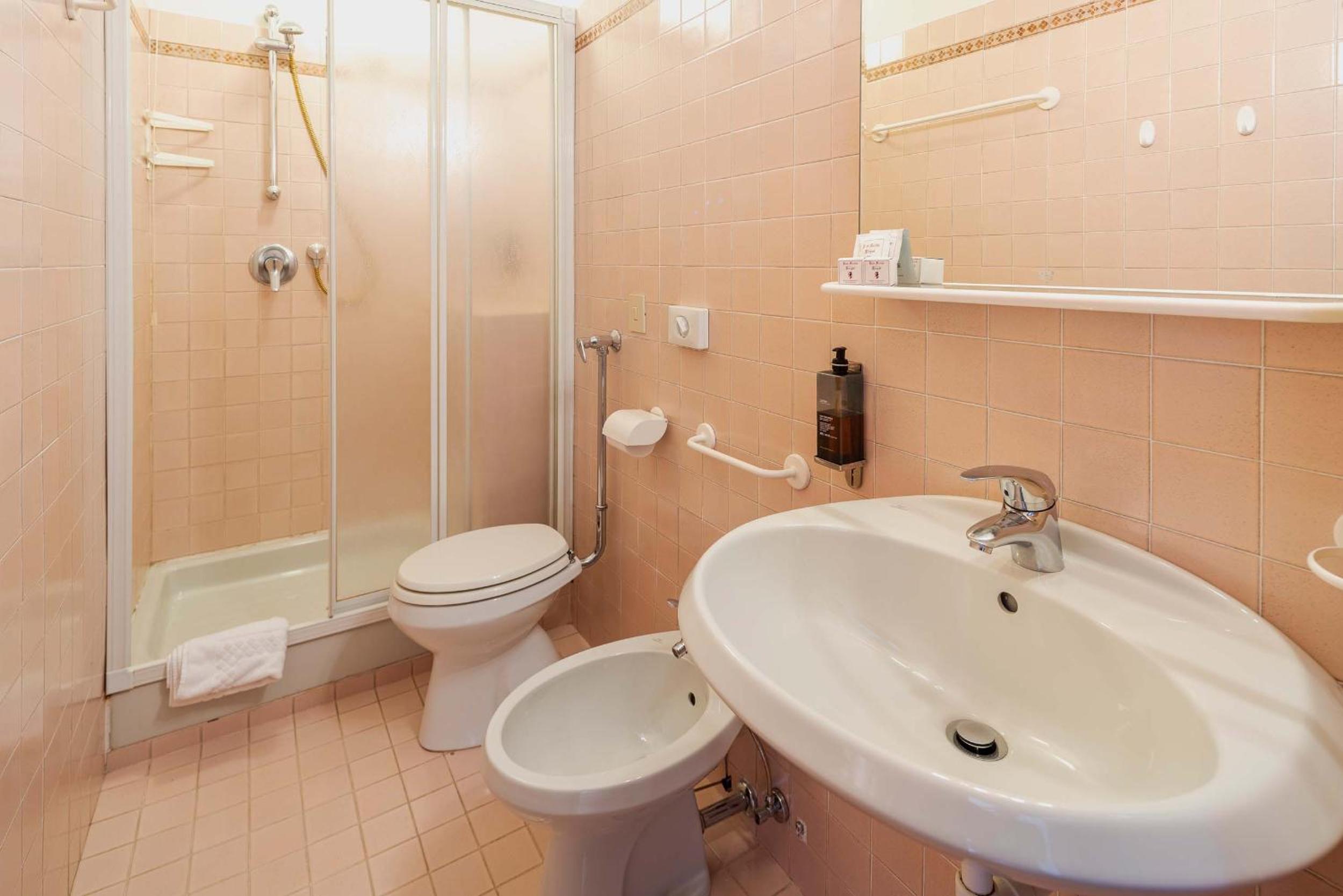 Economy Double or Twin Room