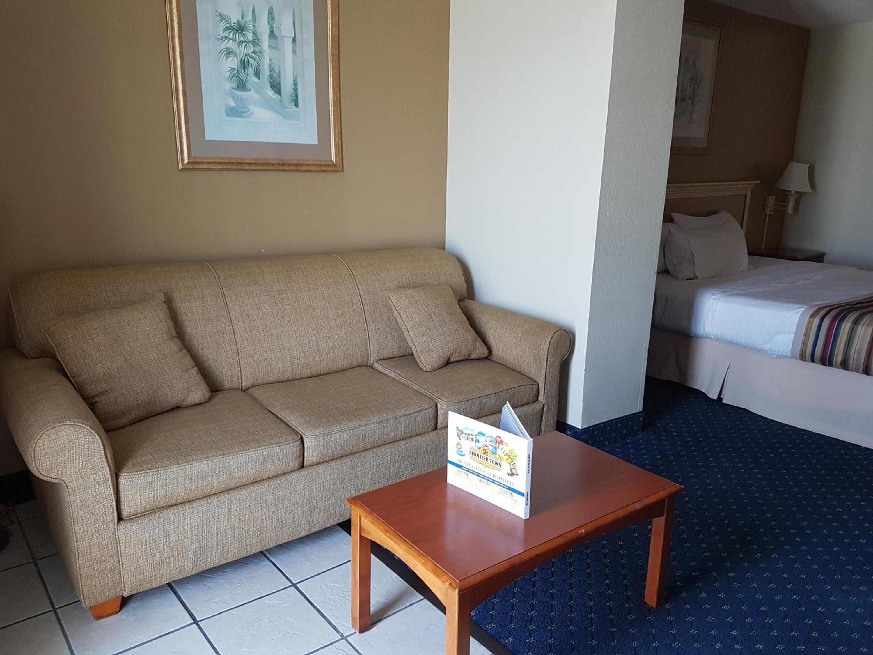 King Studio with Sofa Bed