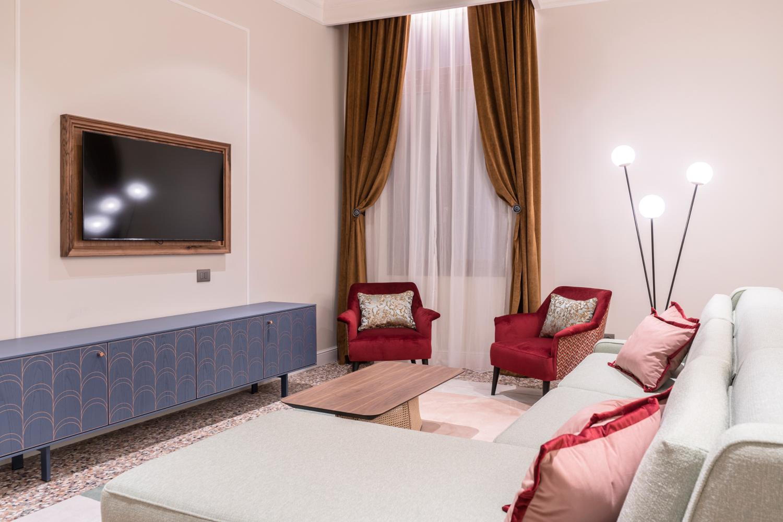 Three-Bedroom Apartment with terrace