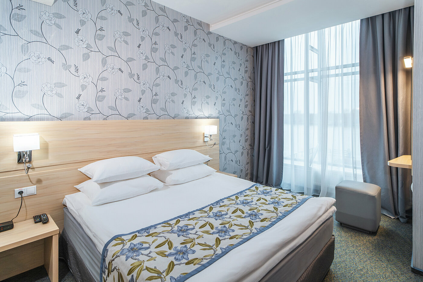 Апартаменты (Apartment)