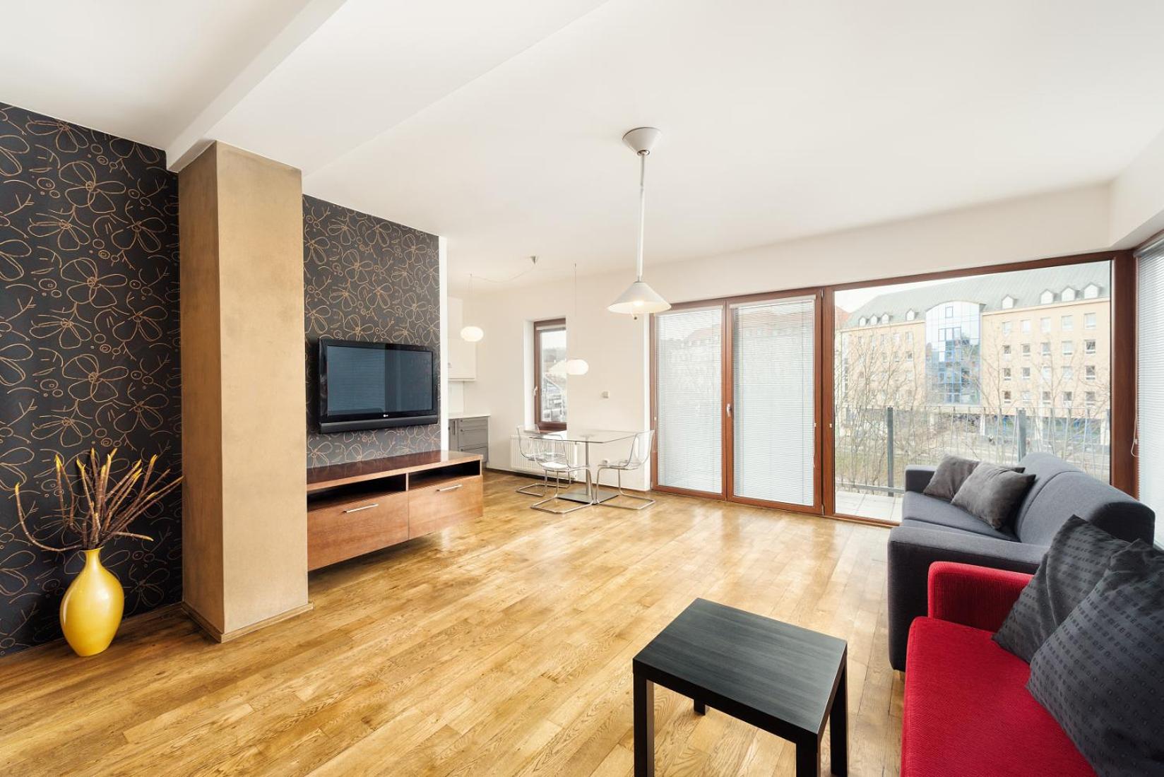 One-Bedroom Apartment