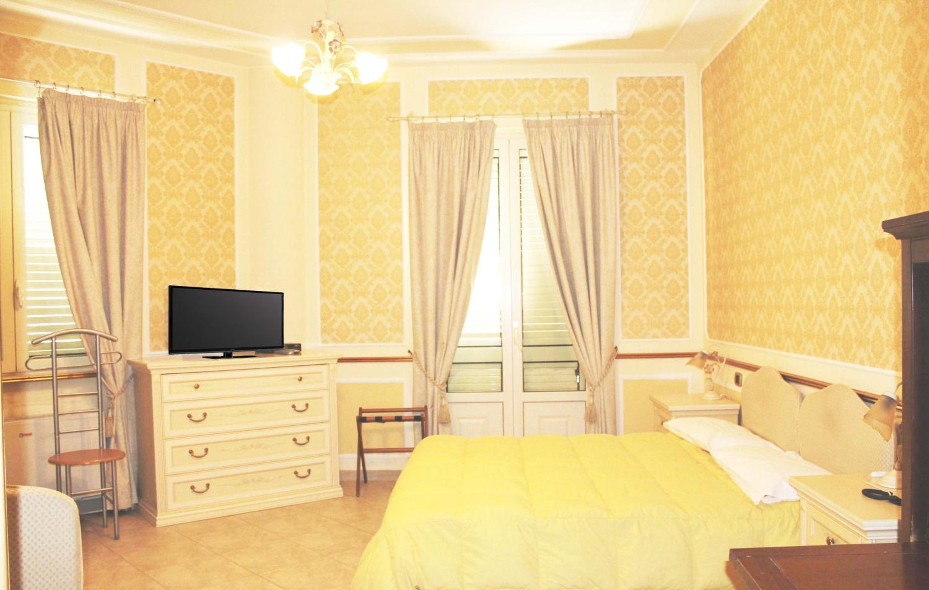 Comfort Triple Room
