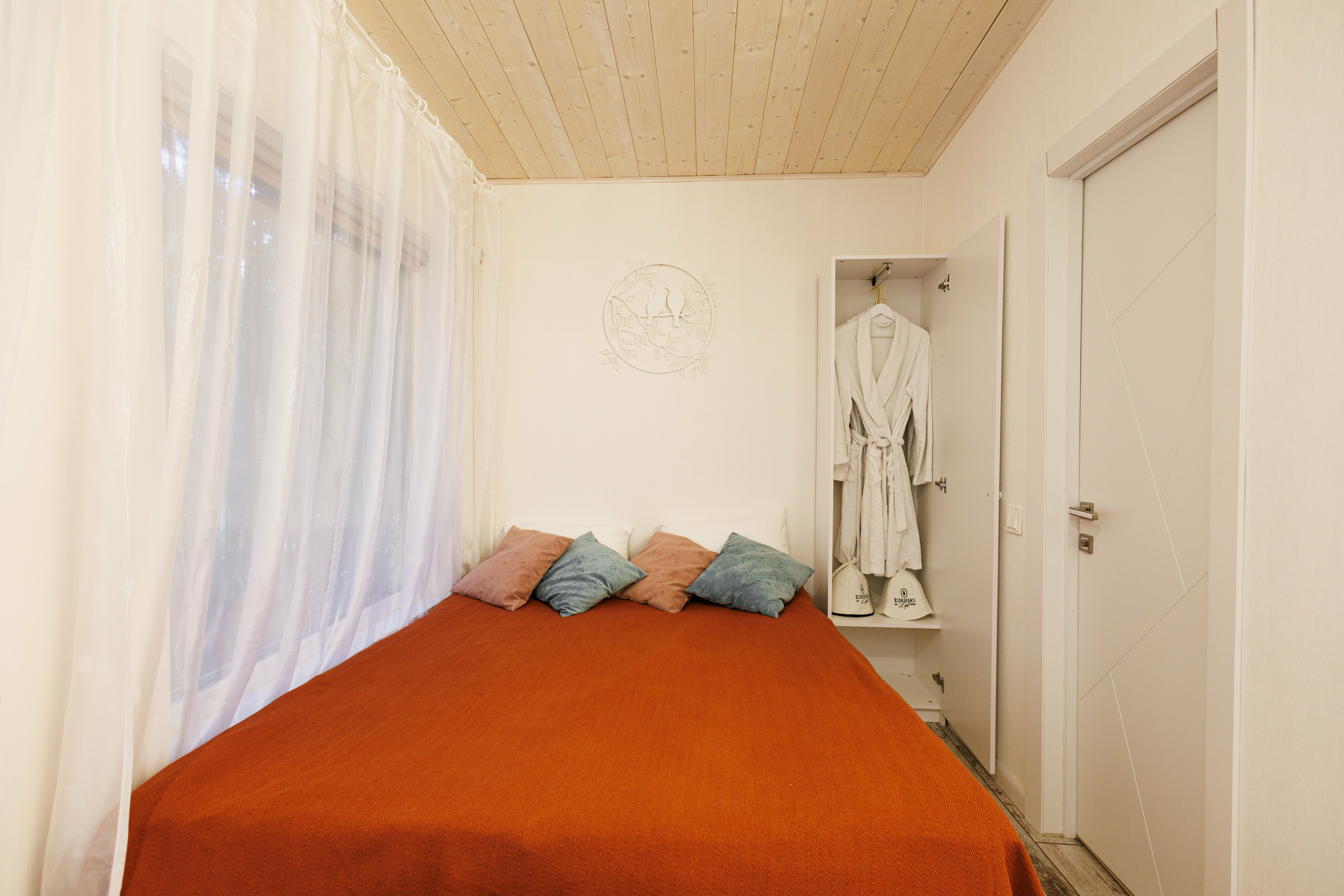 Зеркальный дом на дереве Романтик