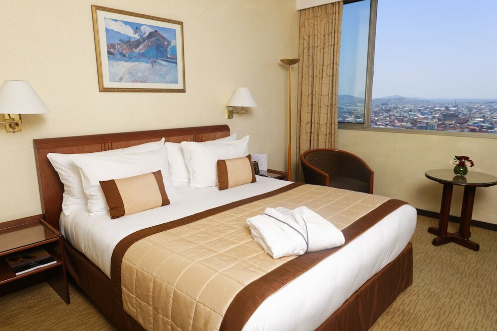 Executive Room, City View